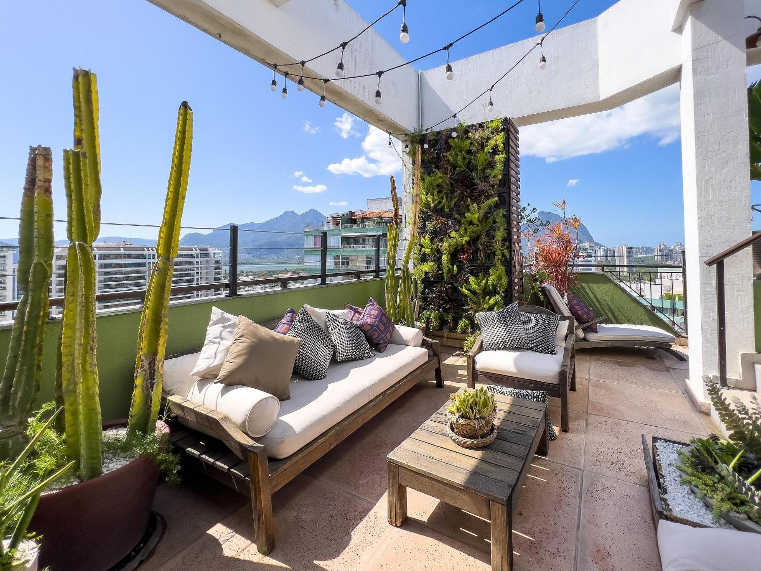 Maravilhosa Cobertura com Vista Panorâmica, Piscina e varanda Gourmet B11-0012