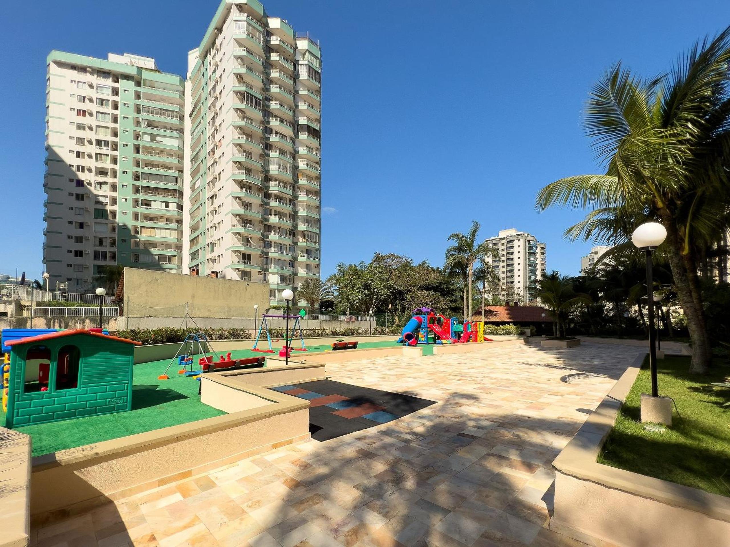 Maravilhosa Cobertura com Vista Panorâmica, Piscina e varanda Gourmet B11-0012