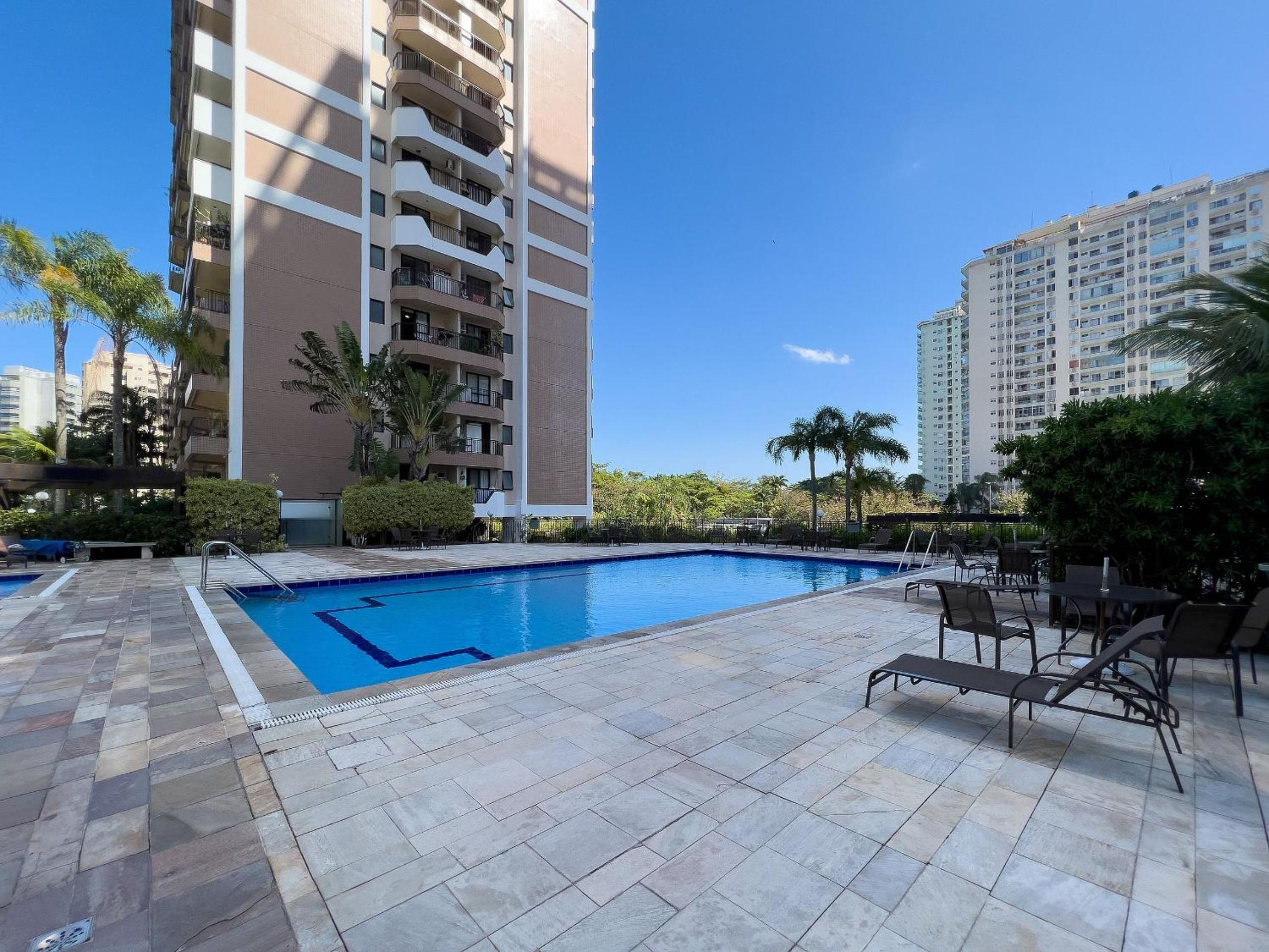 Maravilhosa Cobertura com Vista Panorâmica, Piscina e varanda Gourmet B11-0012