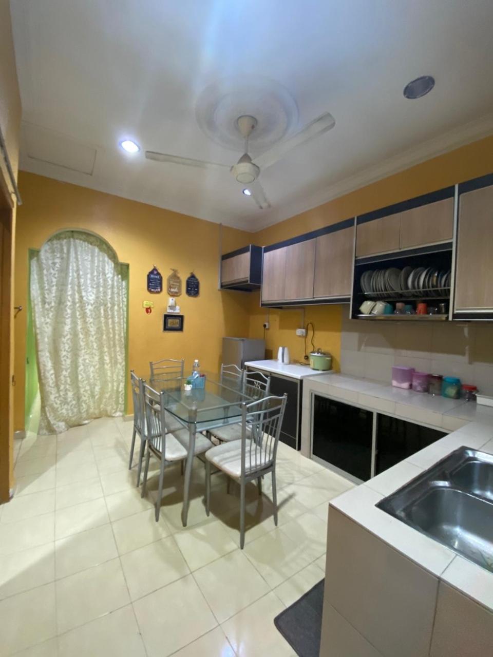 Qaseh Aida Guesthouse