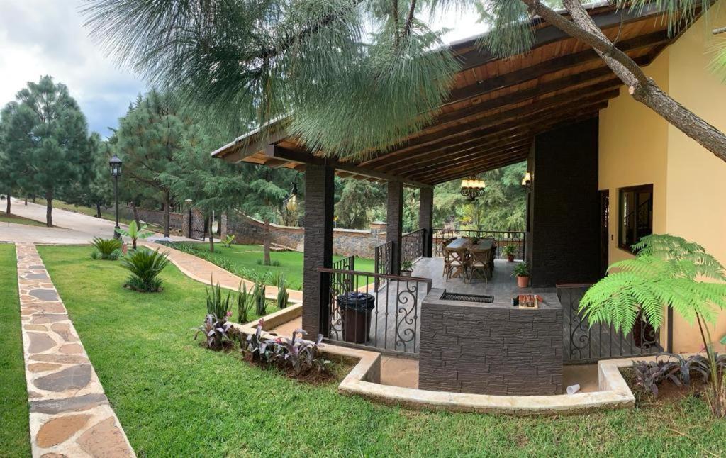 Cabañas Puerta del Bosque Mazamitla Jal Num 1