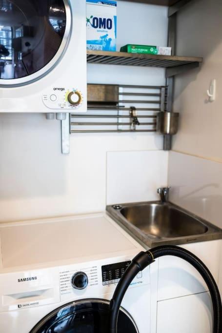 Lovely 2 Bedroom Apt with Swimming Pool