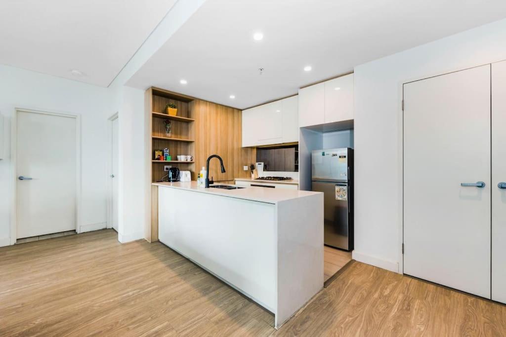 Lovely 2 Bedroom Apt with Swimming Pool