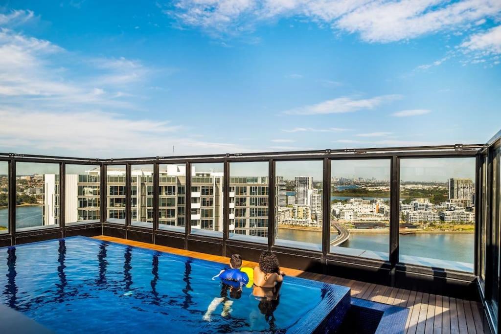 Lovely 2 Bedroom Apt with Swimming Pool