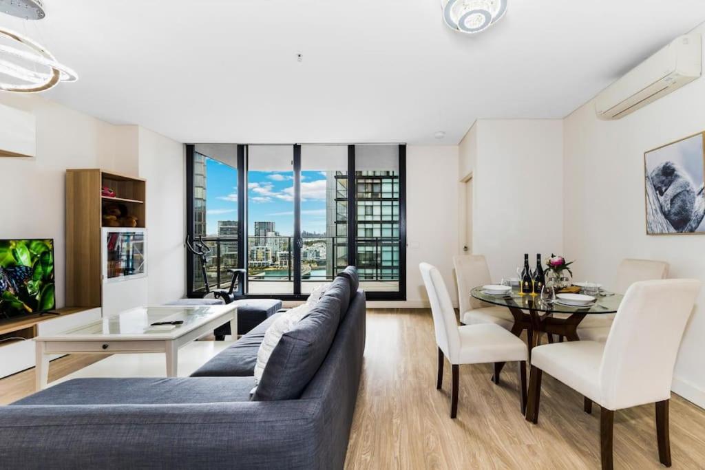 Lovely 2 Bedroom Apt with Swimming Pool