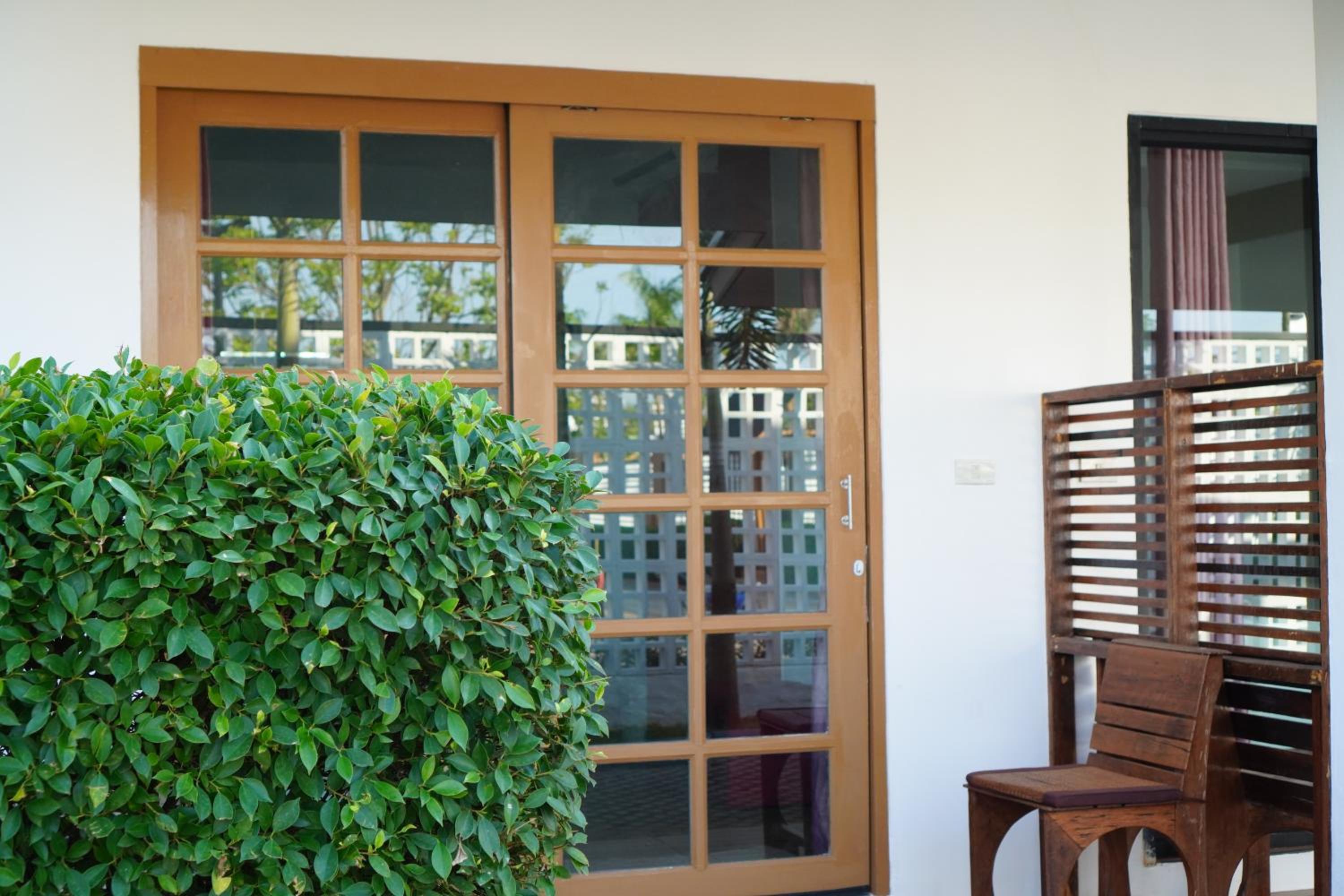 IP Plus Resort Chanthaburia - Halal Hotel