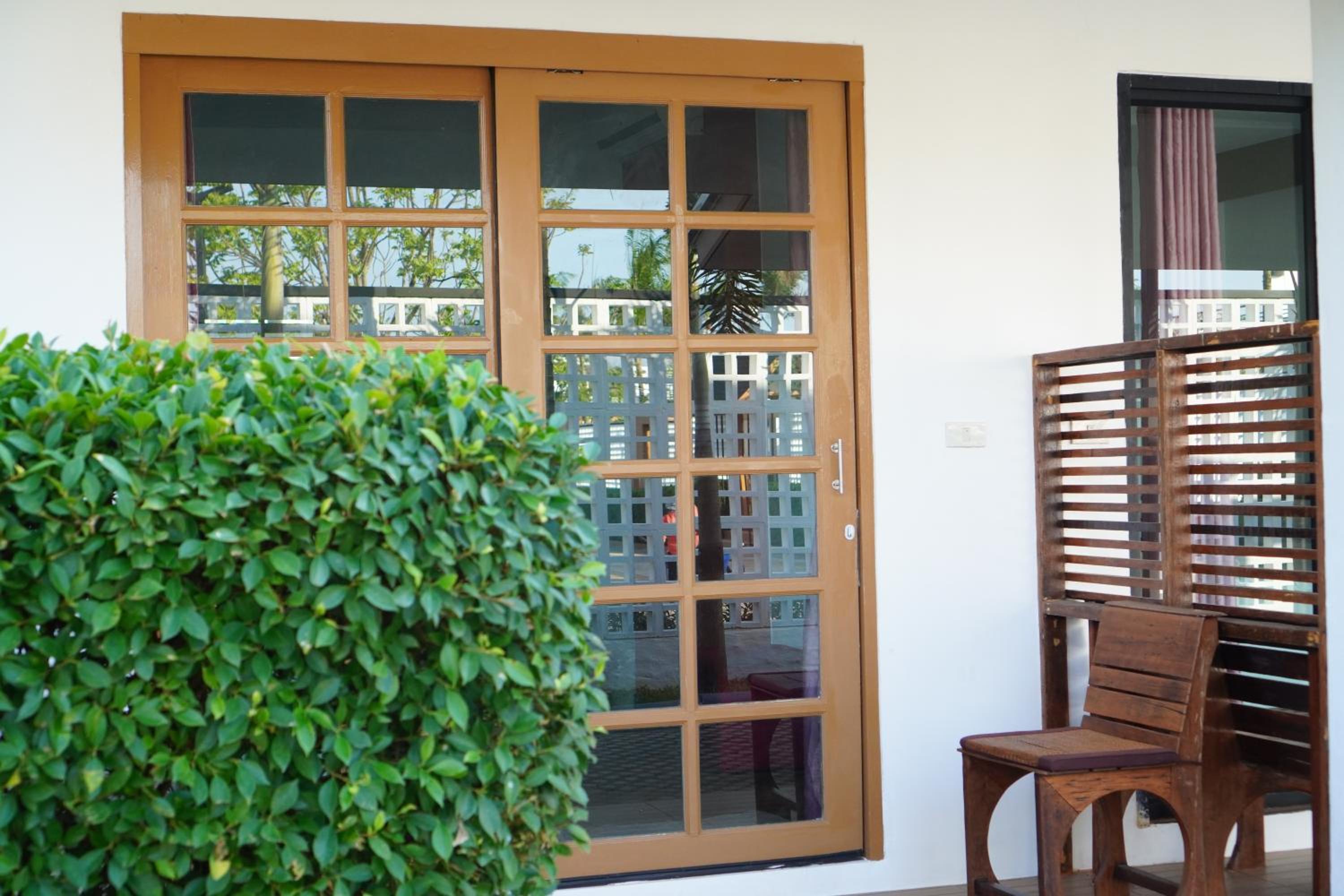 IP Plus Resort Chanthaburia - Halal Hotel