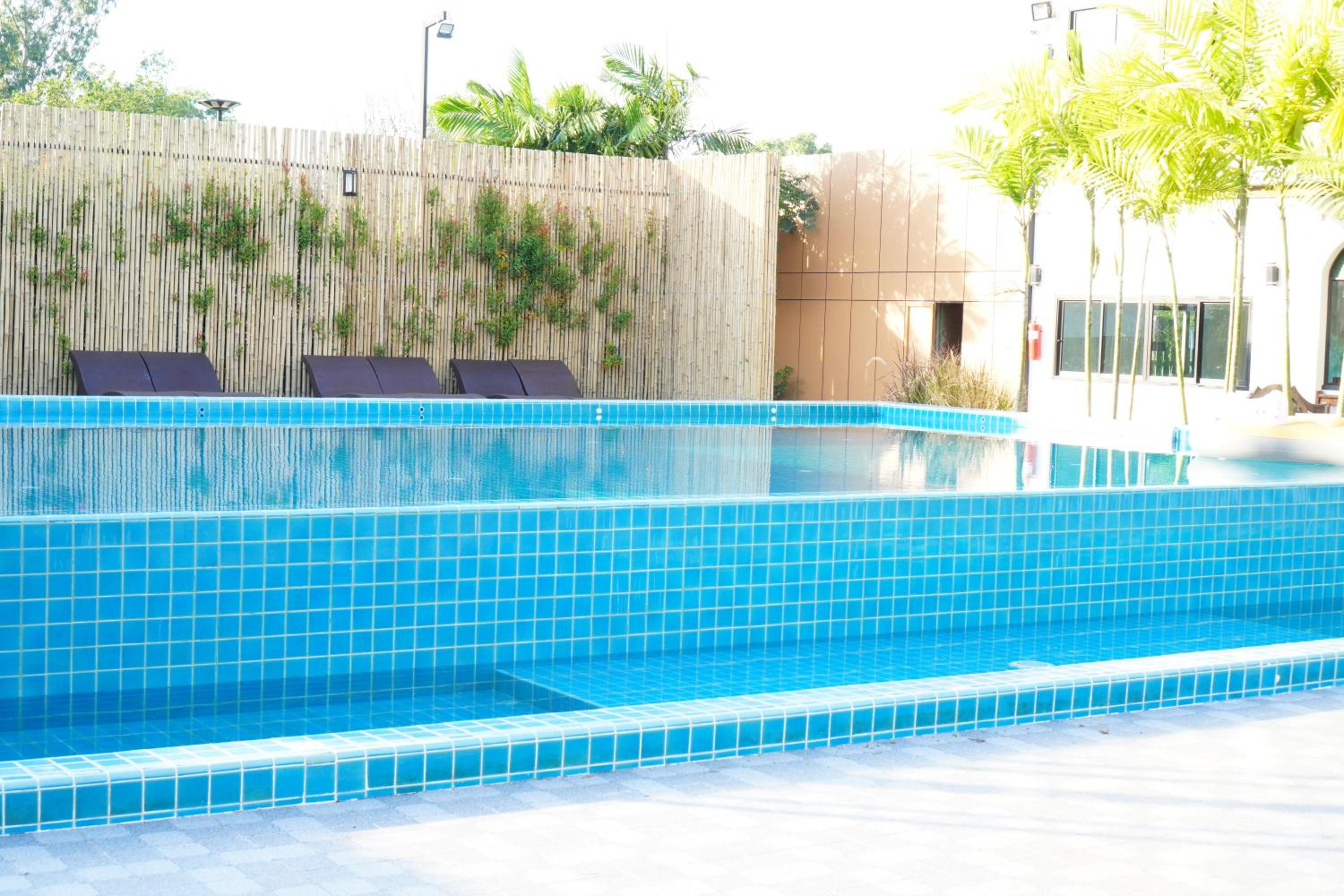 IP Plus Resort Chanthaburia - Halal Hotel