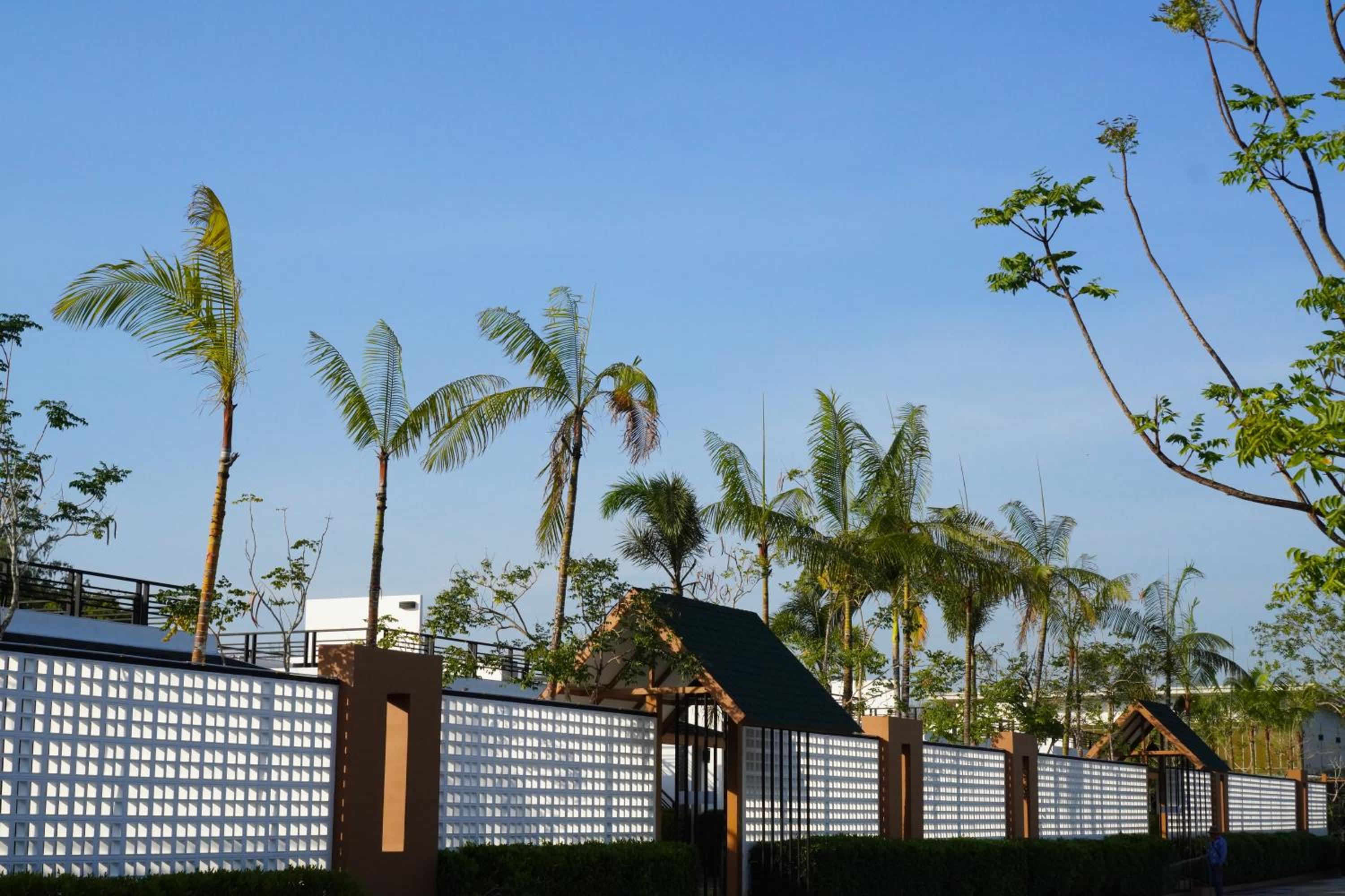 IP Plus Resort Chanthaburia - Halal Hotel