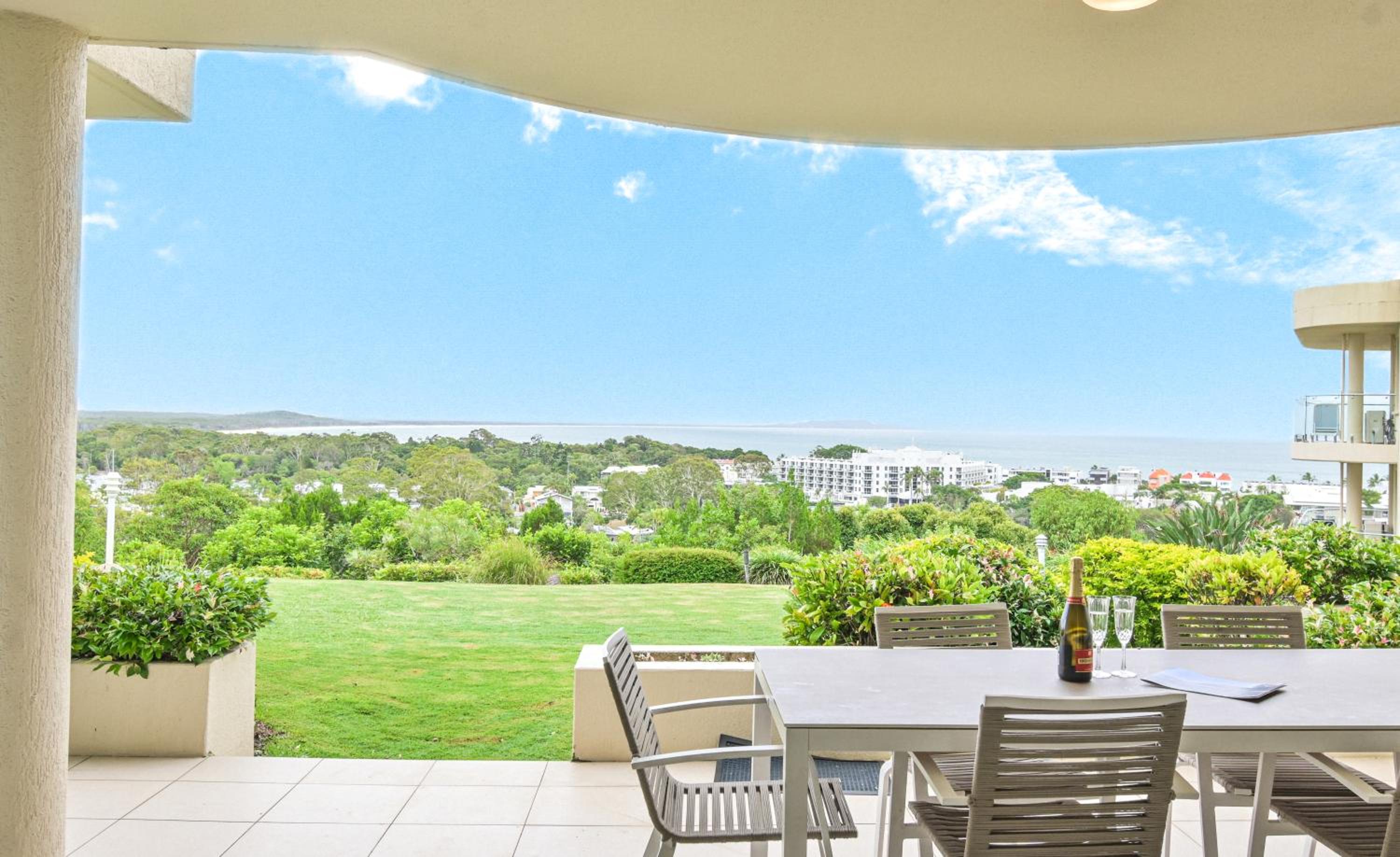 Noosa Crest Premium View Apartment 19