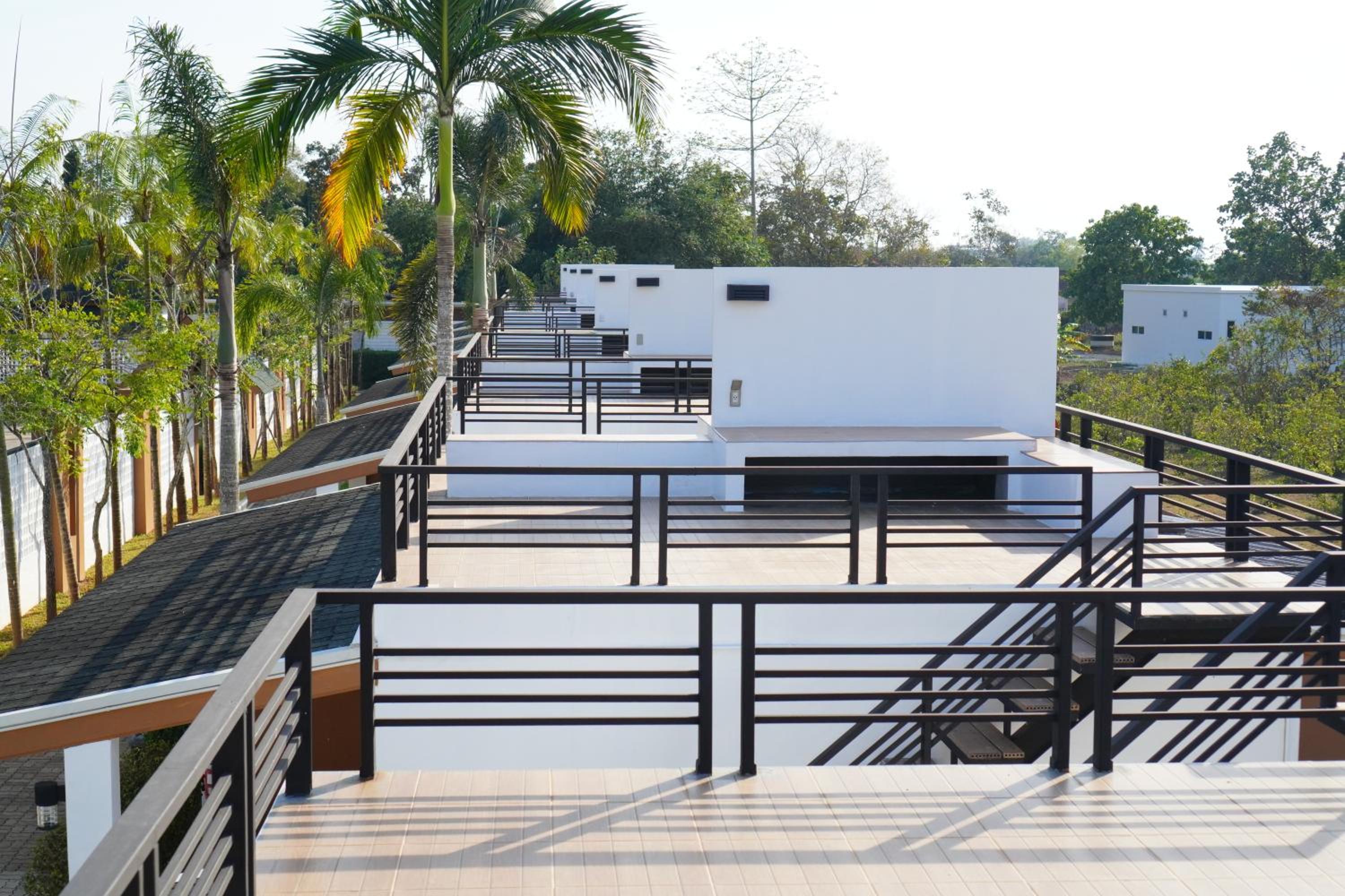 IP Plus Resort Chanthaburia - Halal Hotel