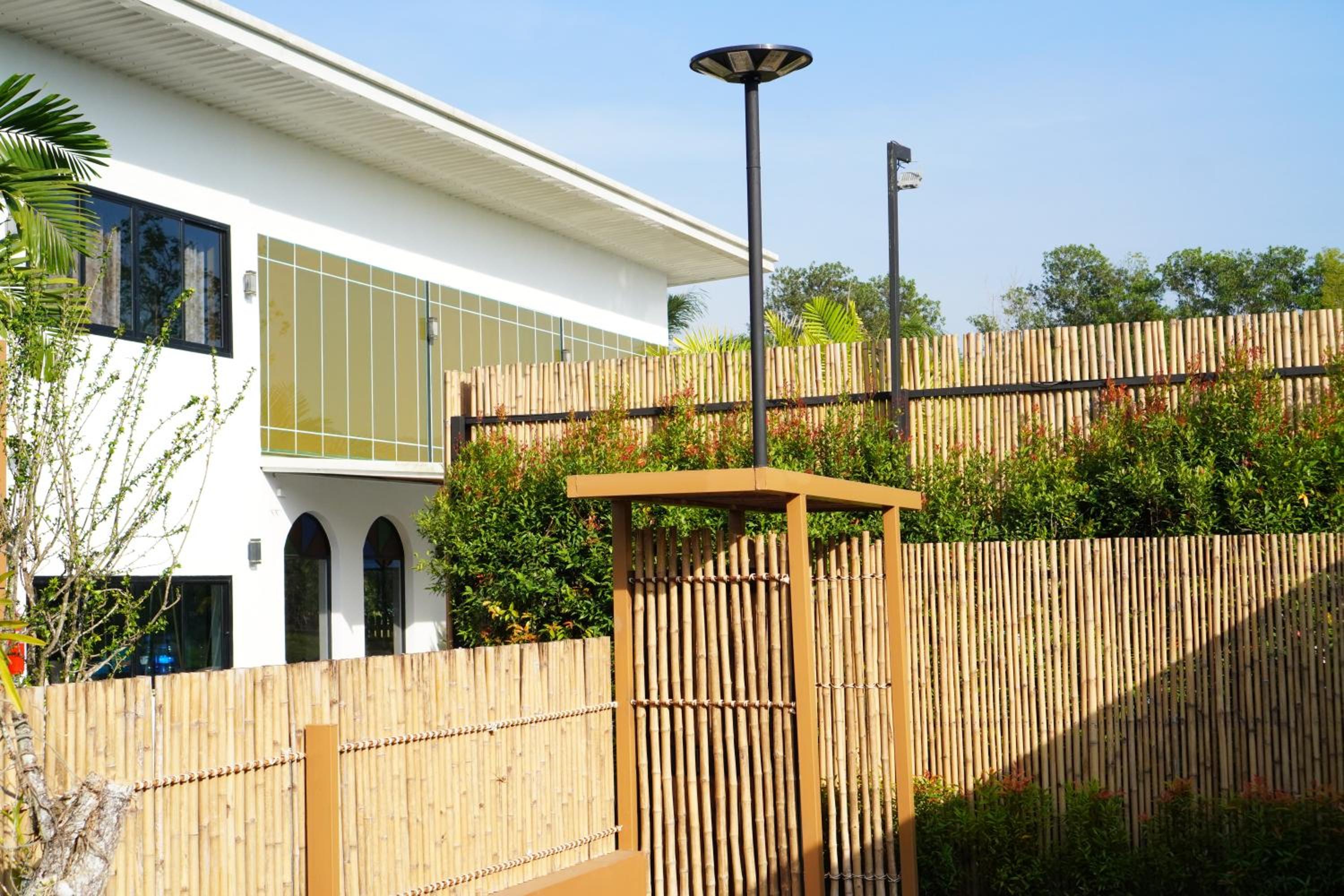 IP Plus Resort Chanthaburia - Halal Hotel