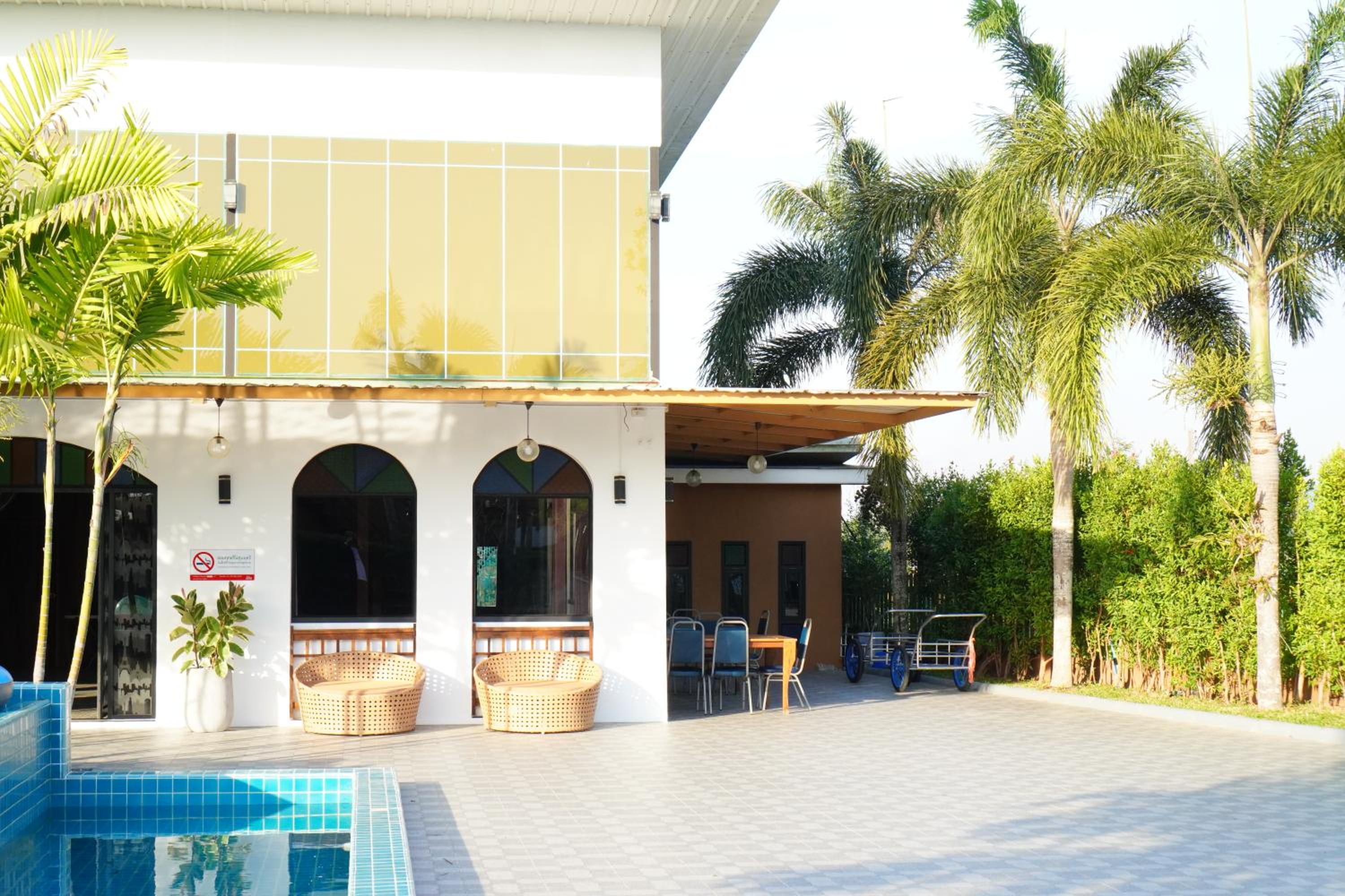 IP Plus Resort Chanthaburia - Halal Hotel