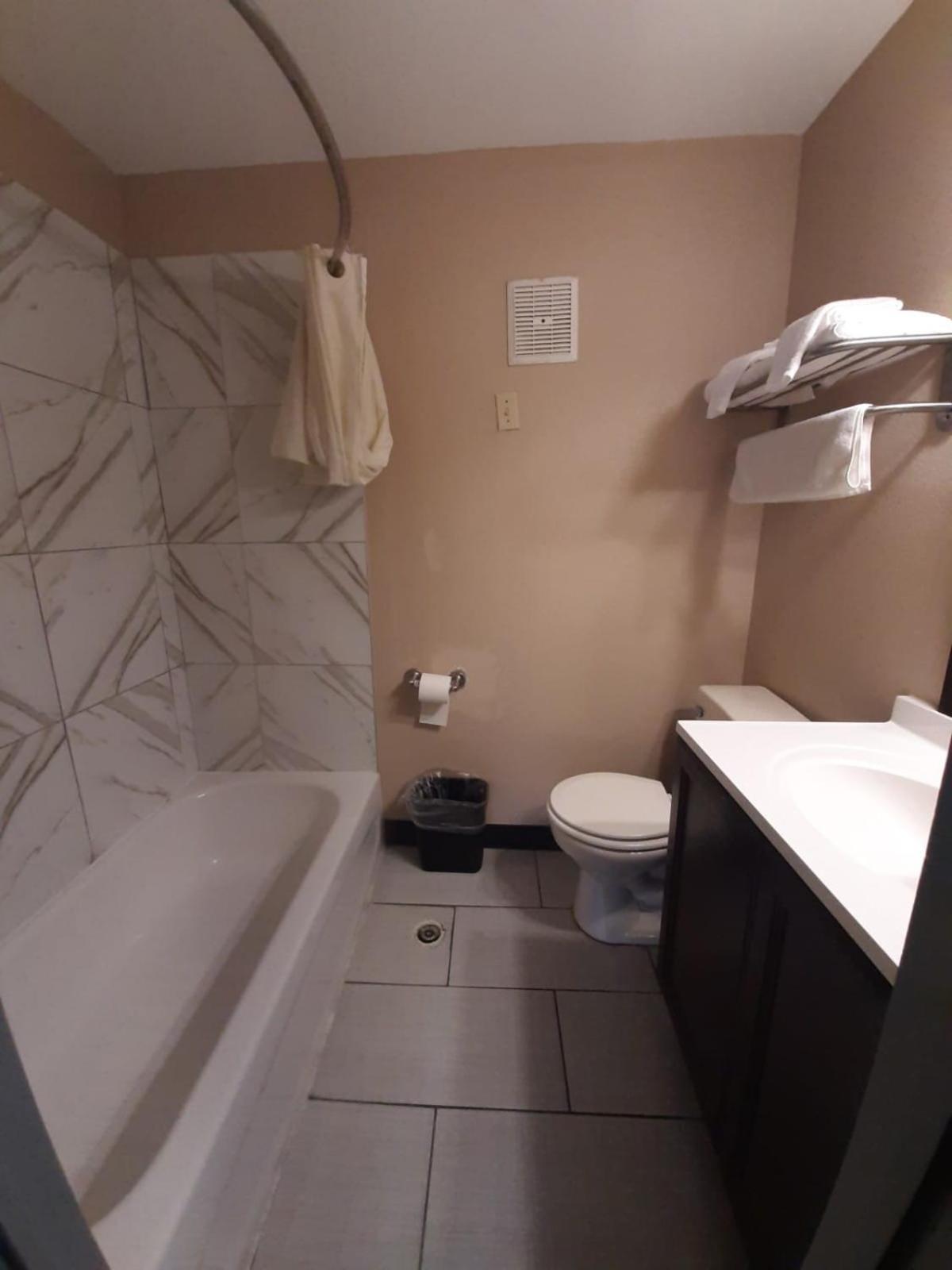 Hannibal Vacations - Happy Stay Inn - Property Image 7