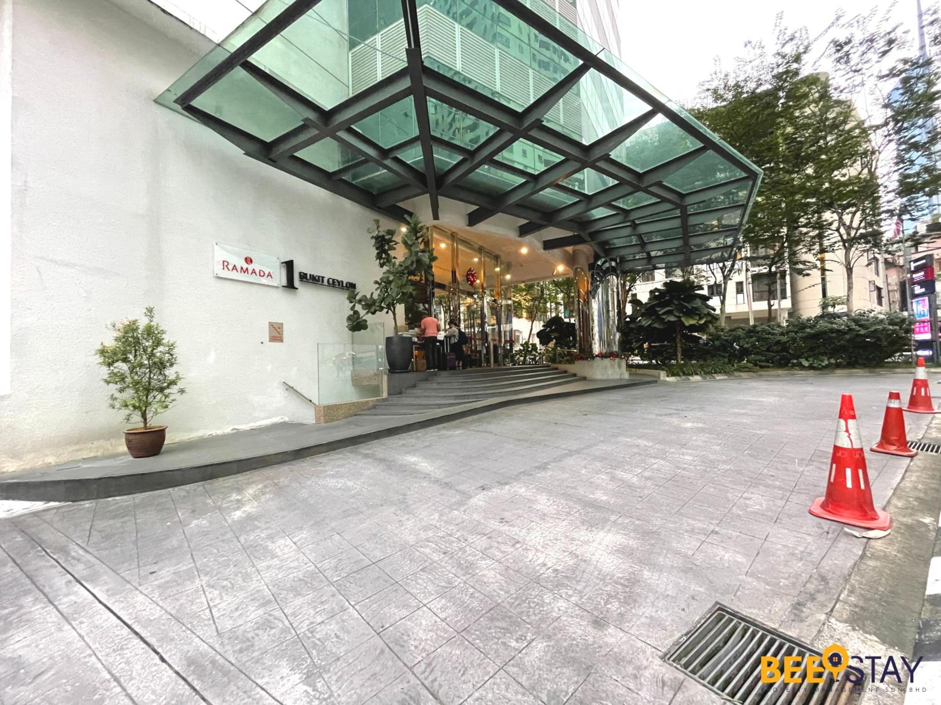 One Bukit Ceylon 5 min walk to Pavillion KLCC