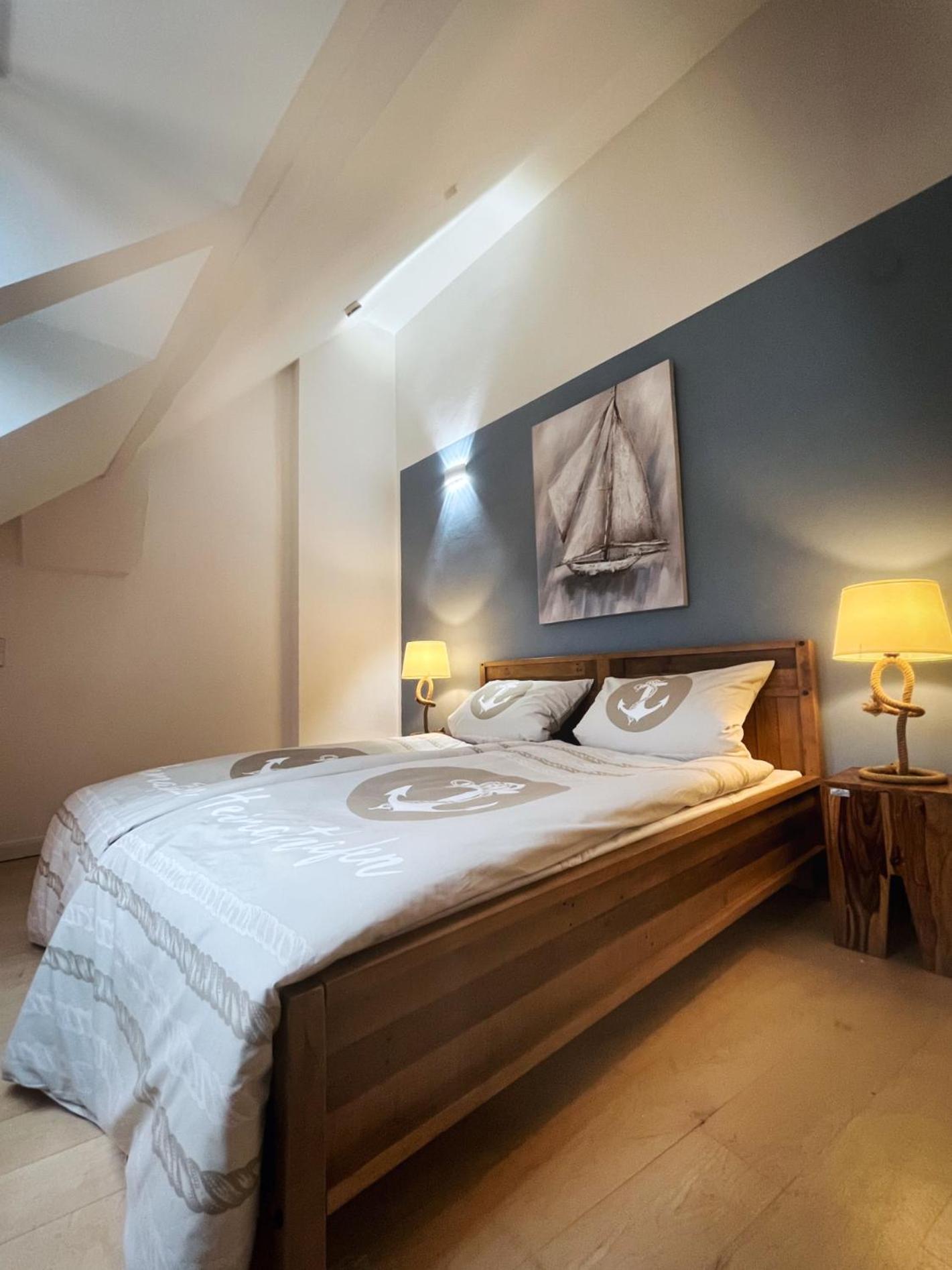 LOFT-Panoramablick-HAFEN & ELBE!