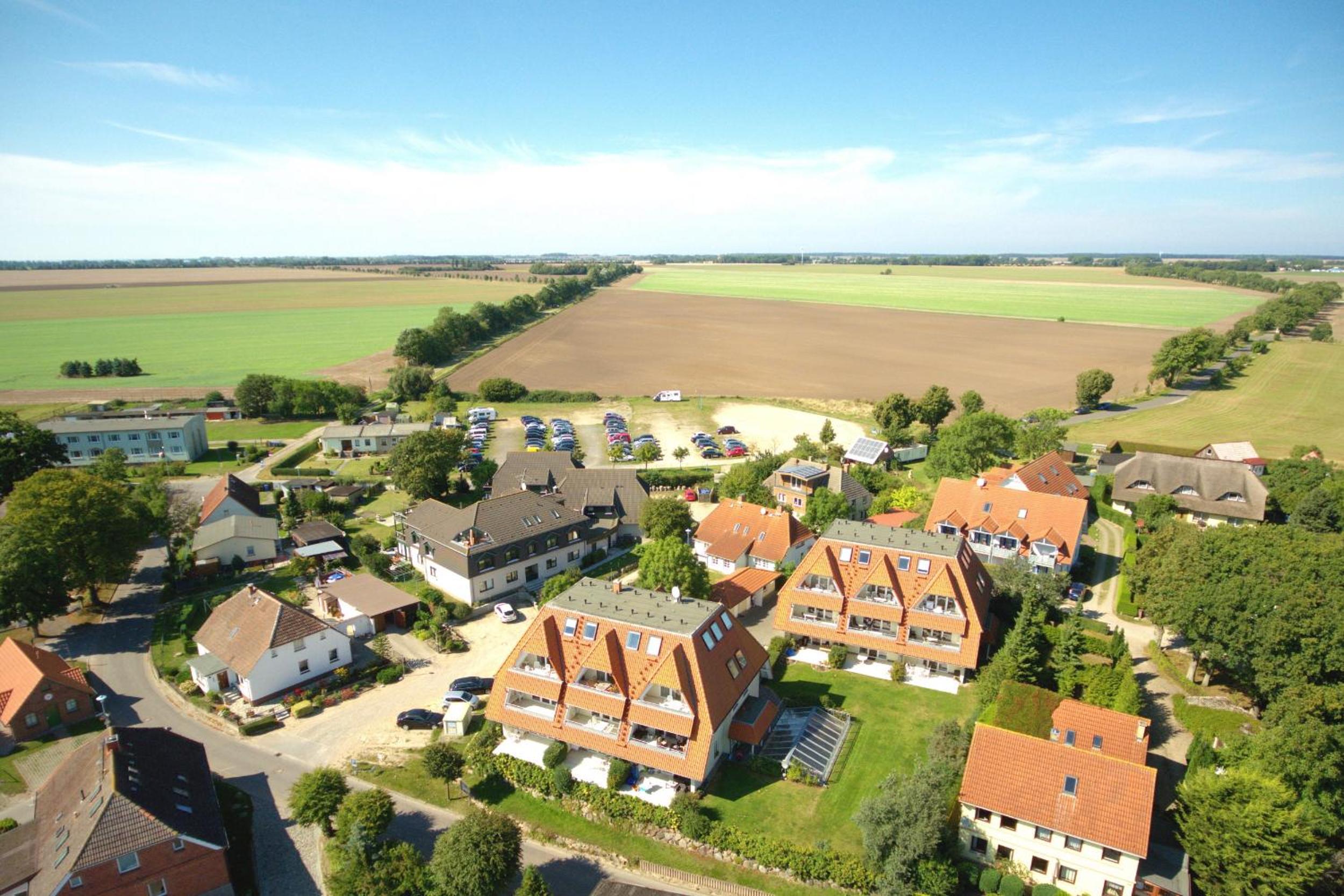 hafennahe Ferienwohnung mit Balkon und Meerblick - Hafenhäuser Breege FeWo 11