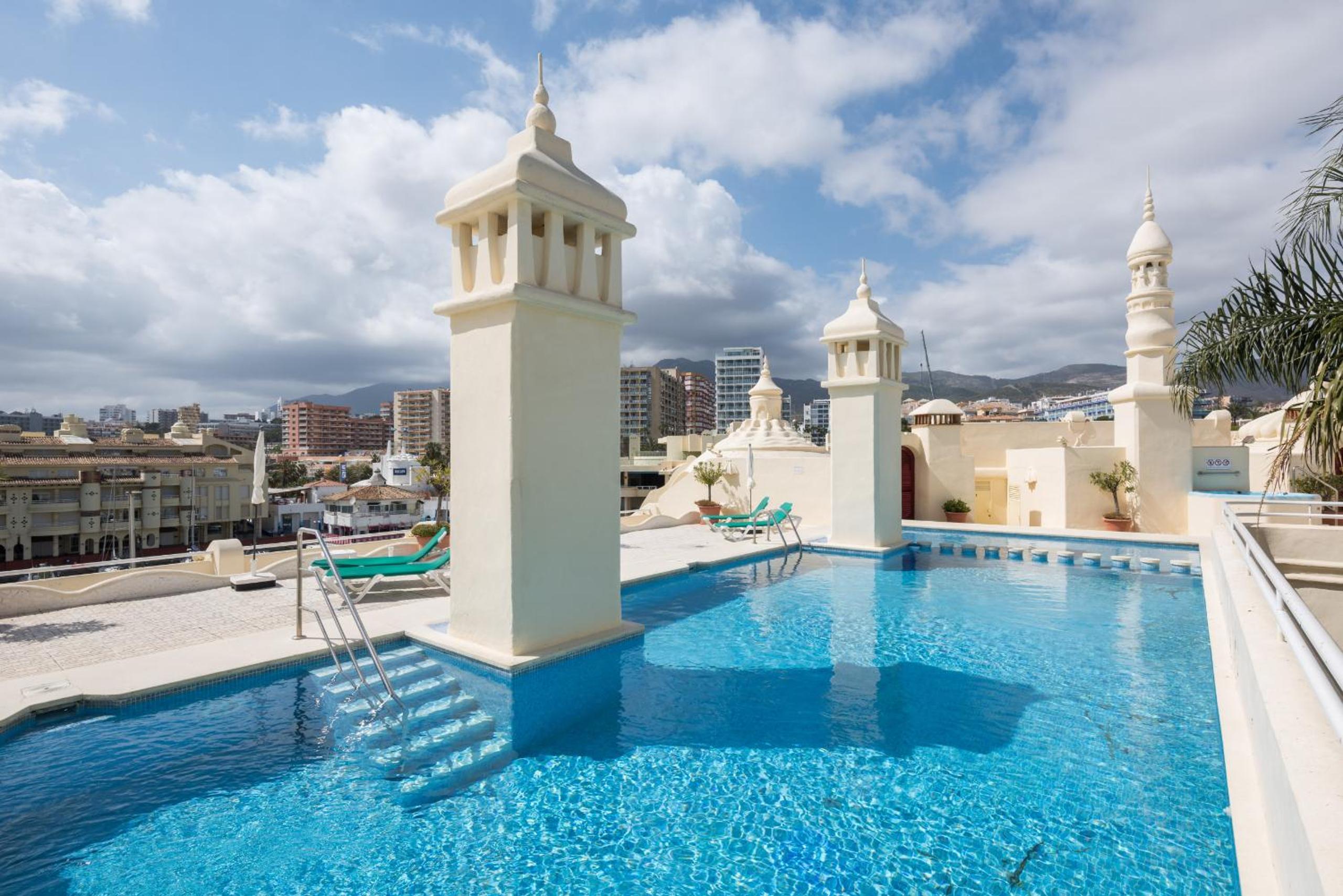 WintowinRentals Apartamento de lujo en medio de Puerto Marina.