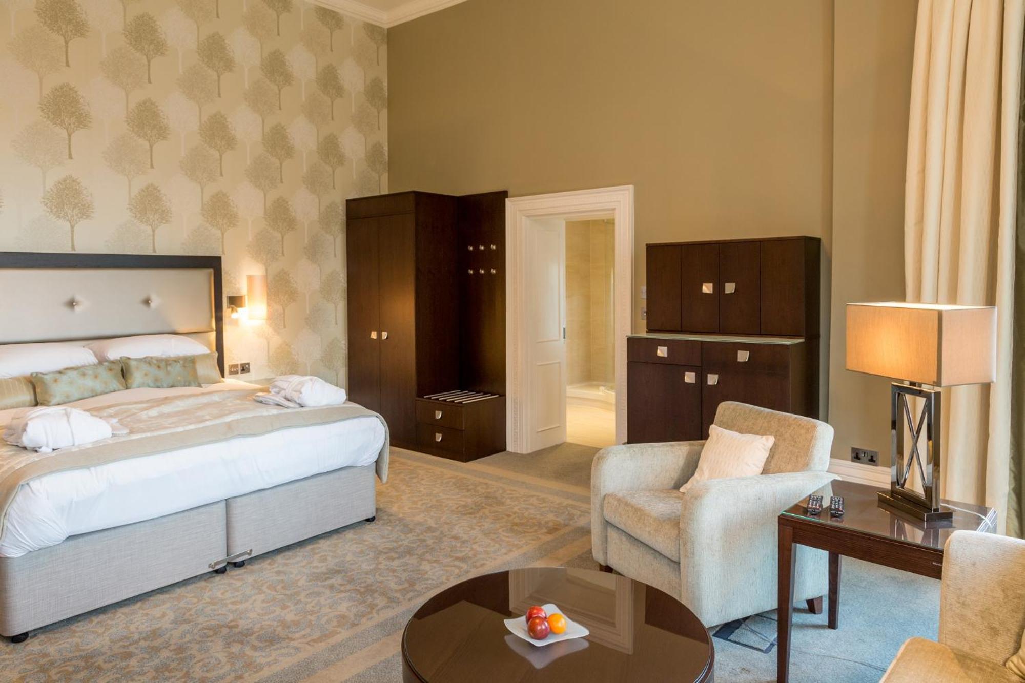 Basingstoke Vacations - Oakley Hall Hotel - Property Image 27