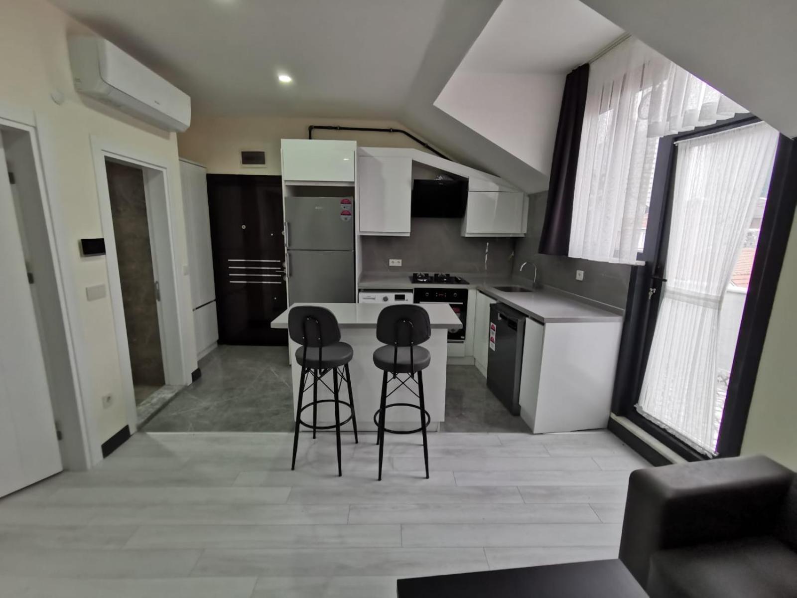 Rose Plus Residence - Image 100