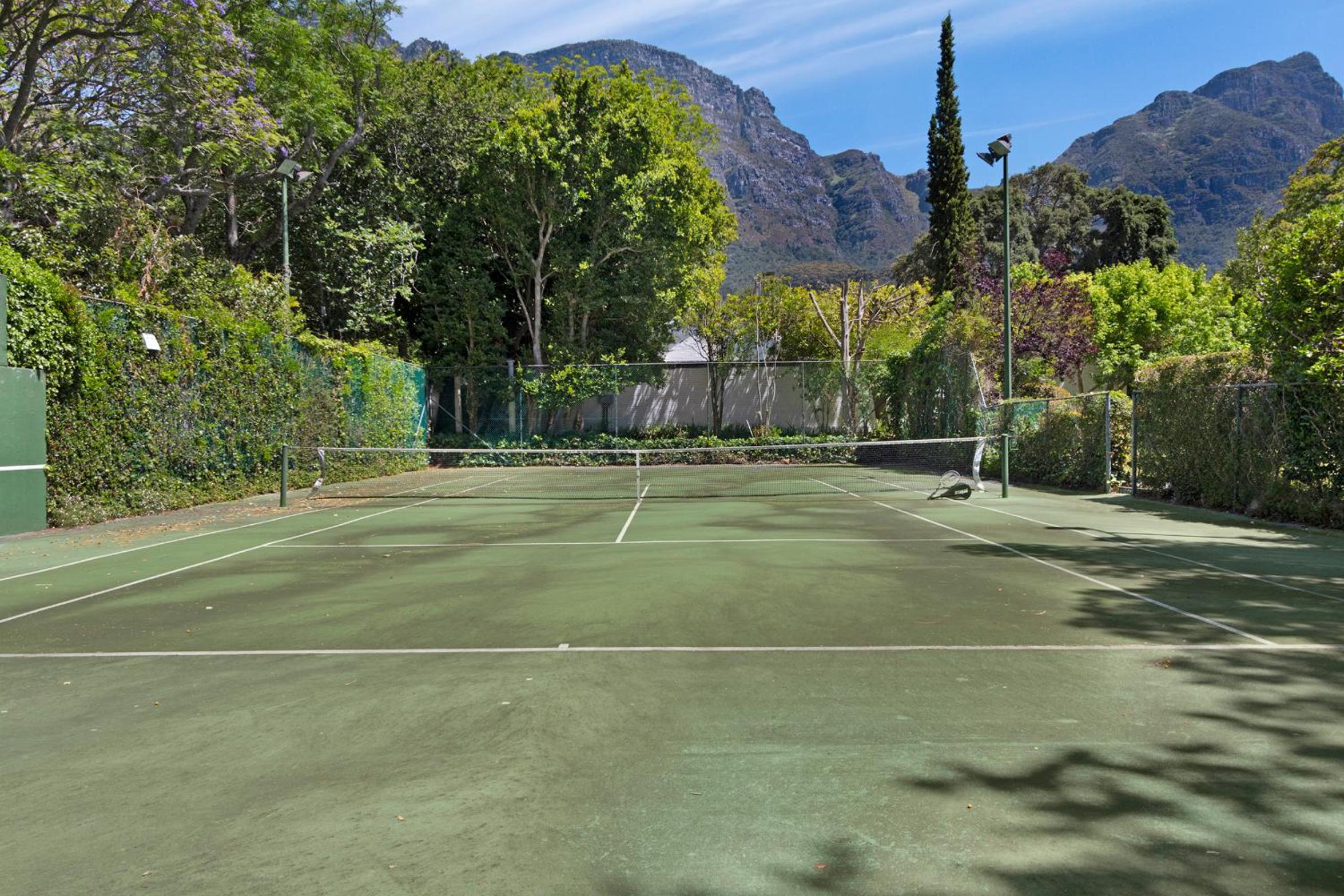 Craiglea Newlands - Villa with Pool & Tennis Court view 3