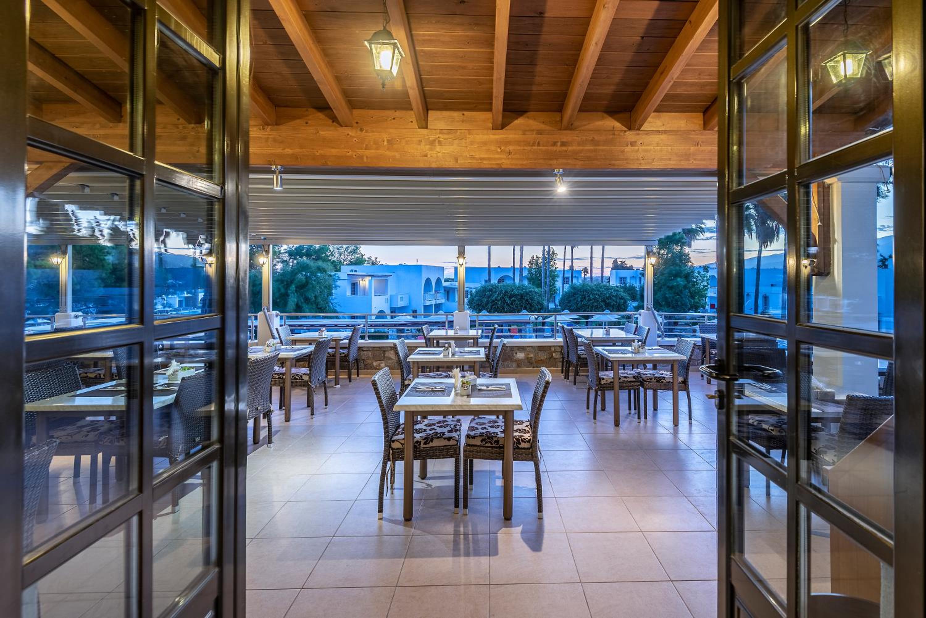 restaurant