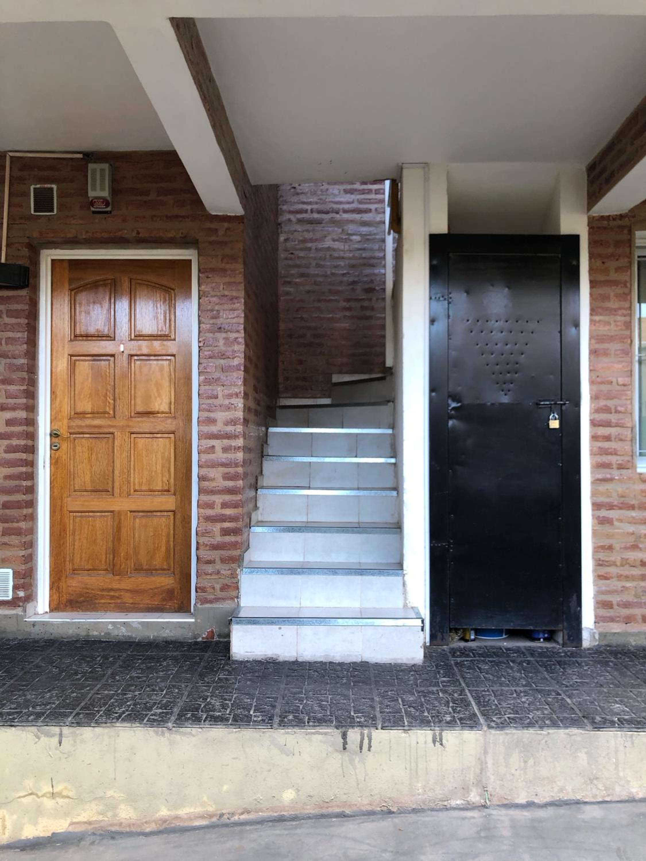 Complejo Brisas del Lago - Departamento de dos dormitorios a una cuadra del lago