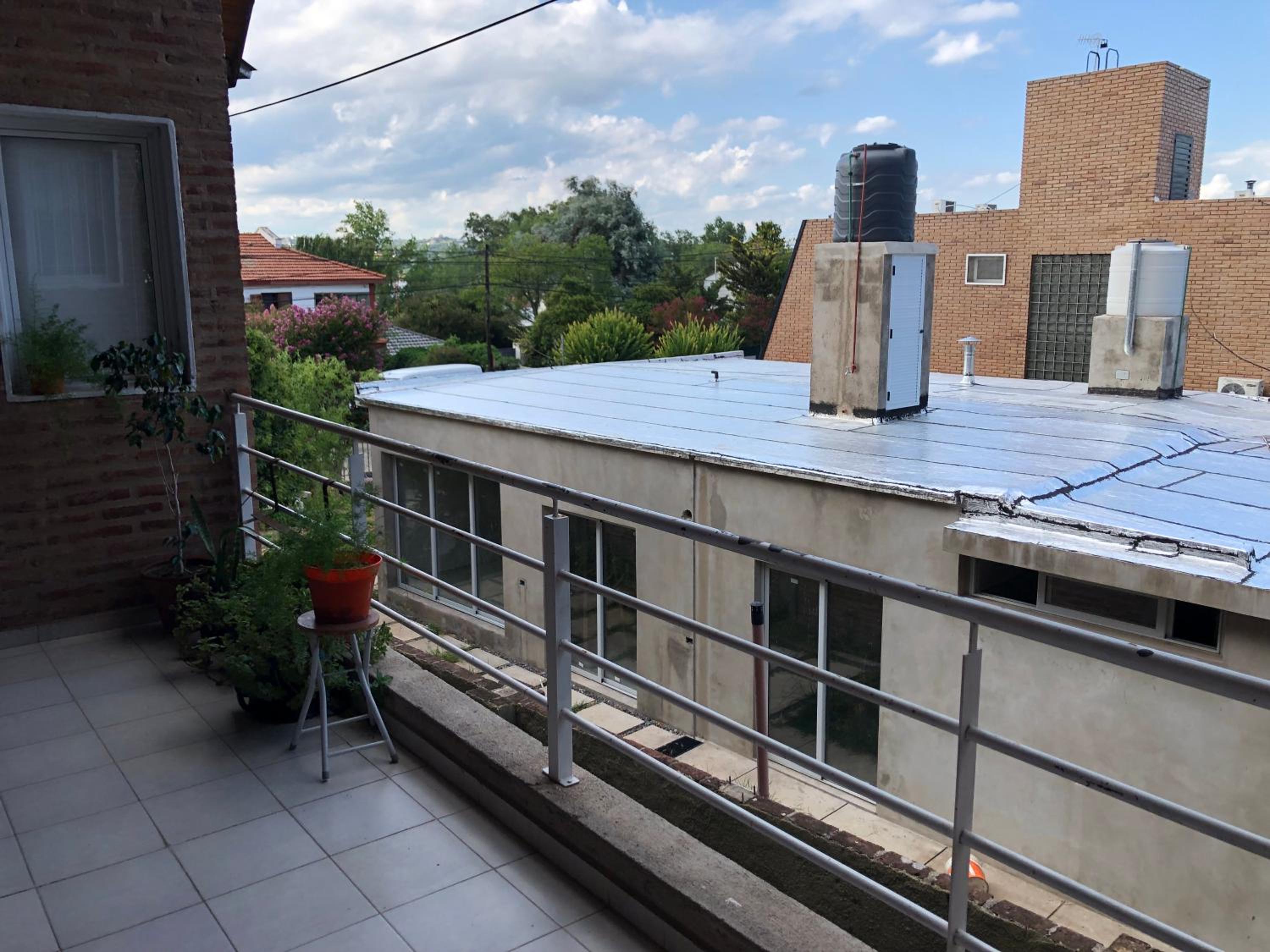 Complejo Brisas del Lago - Departamento de dos dormitorios a una cuadra del lago