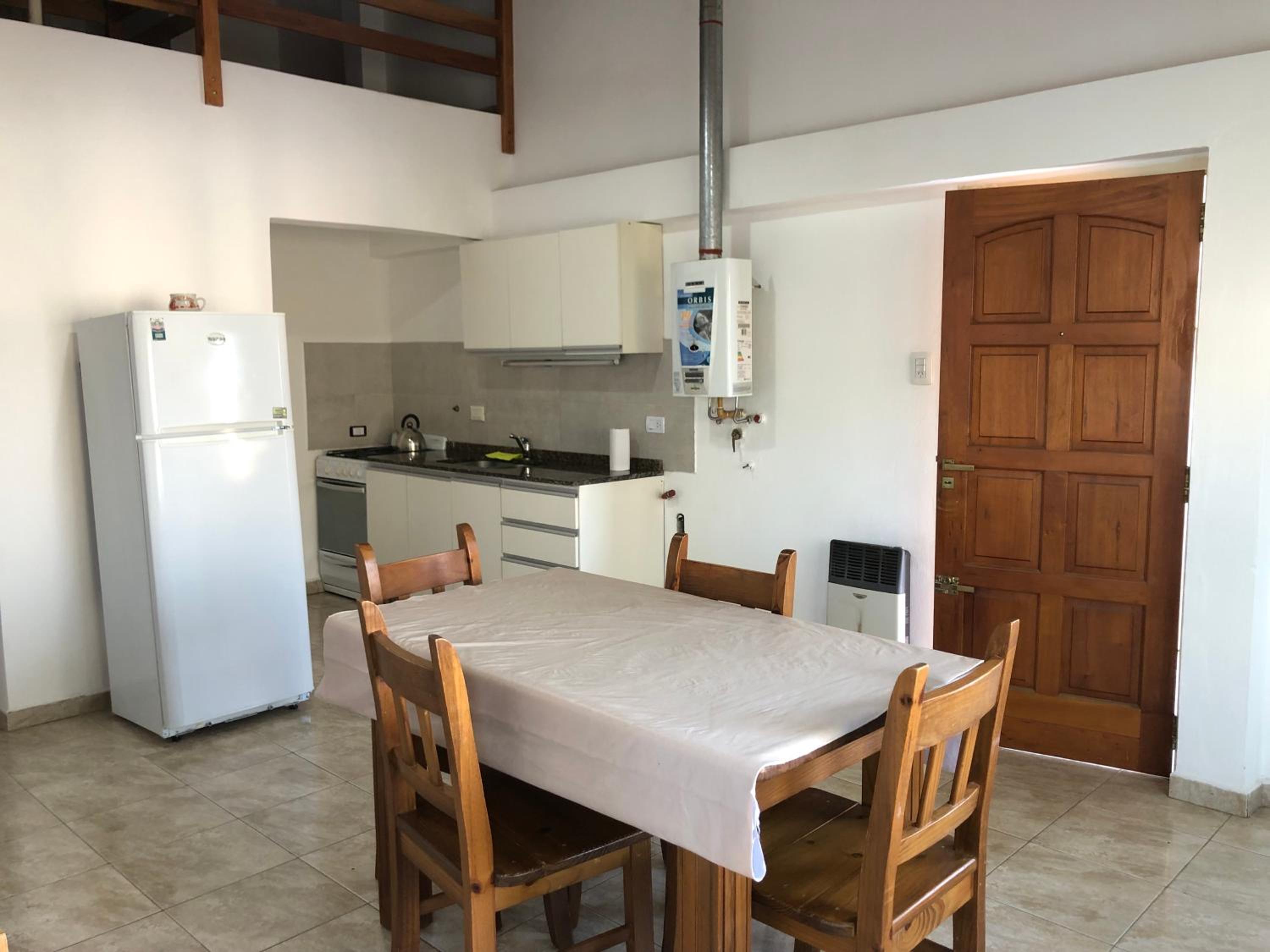 Complejo Brisas del Lago - Departamento de dos dormitorios a una cuadra del lago