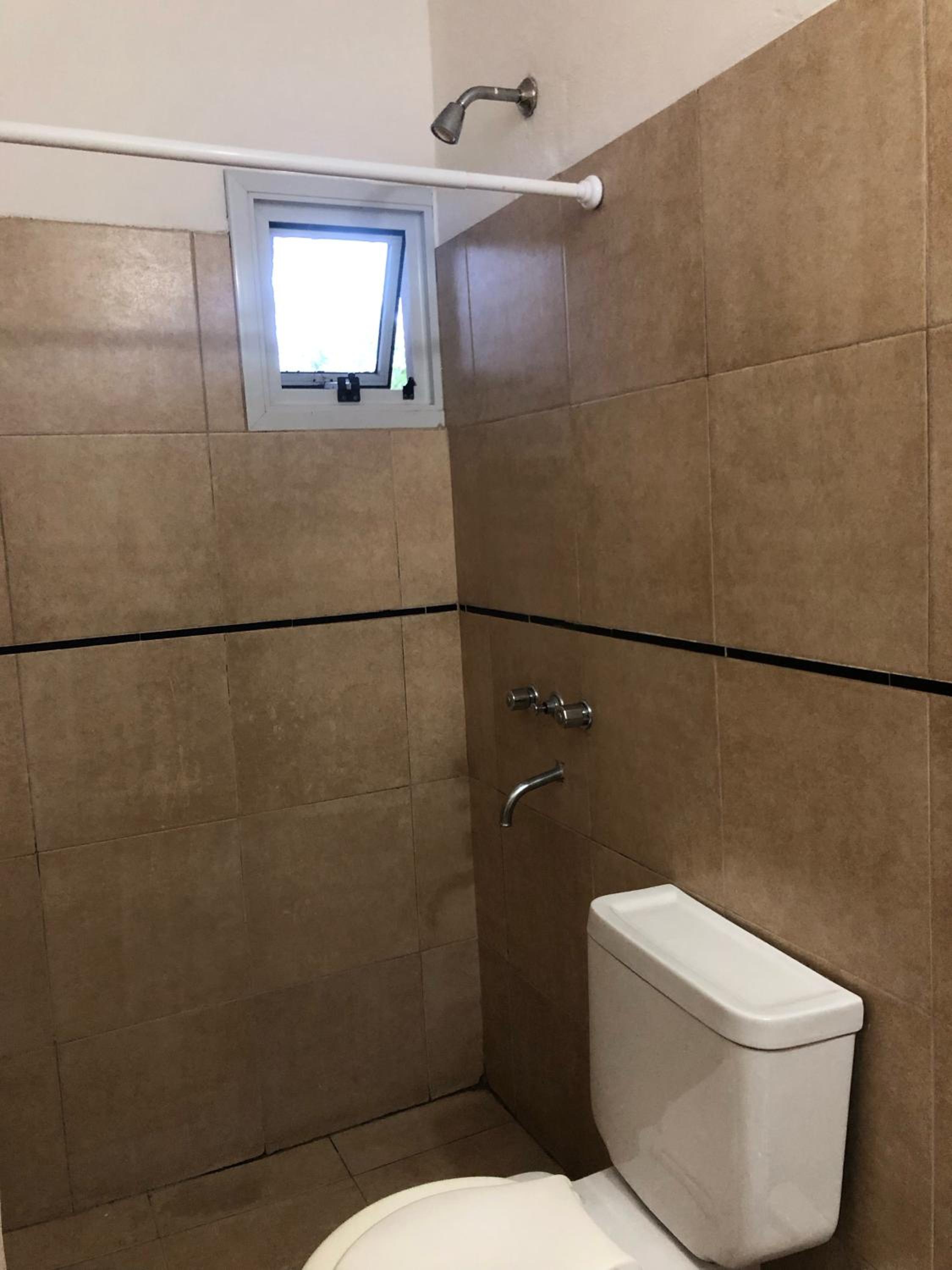 Complejo Brisas del Lago - Departamento de dos dormitorios a una cuadra del lago