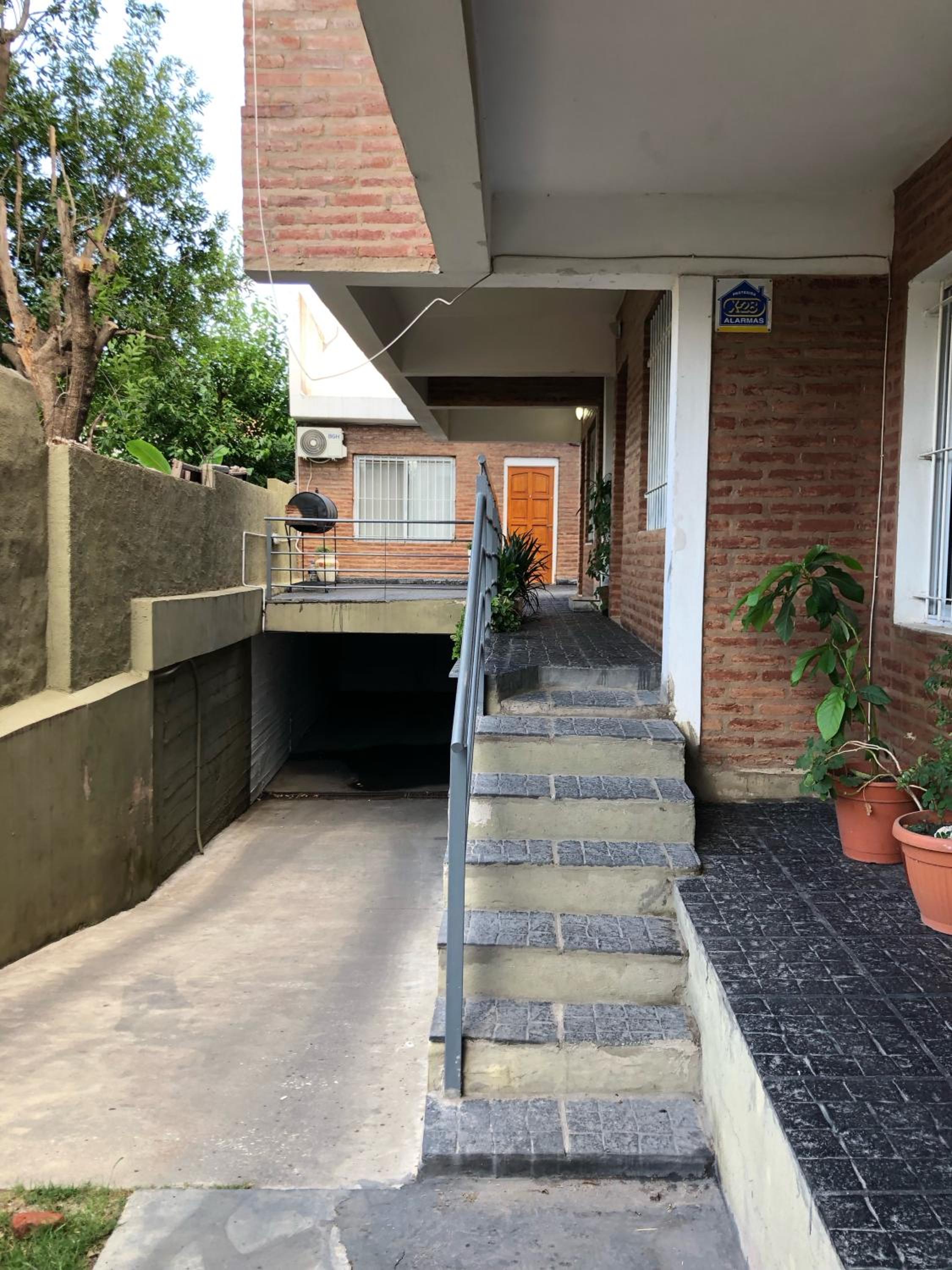 Complejo Brisas del Lago - Departamento de dos dormitorios a una cuadra del lago