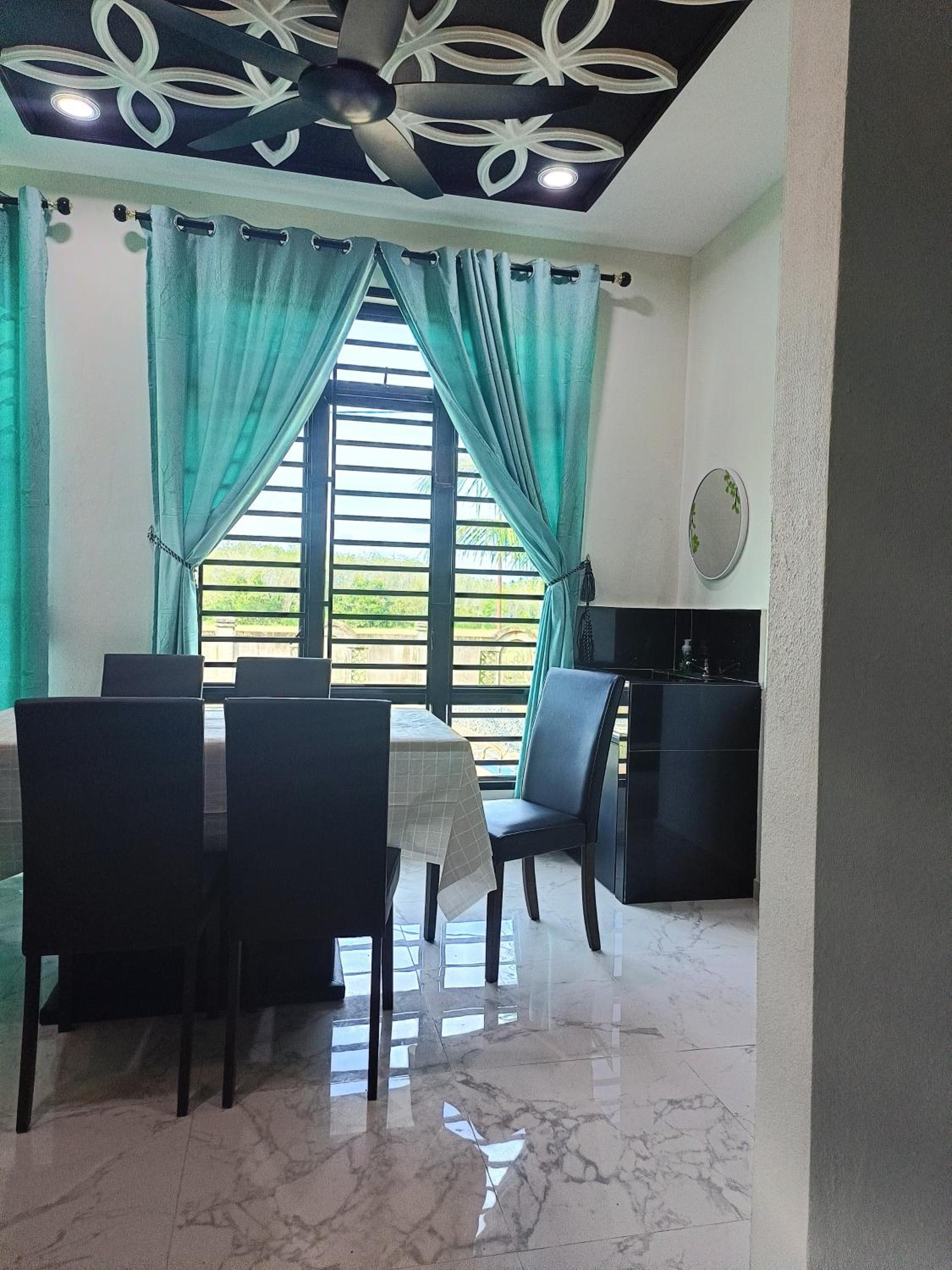 Qs Family Homestay Pasir Mas photo 4