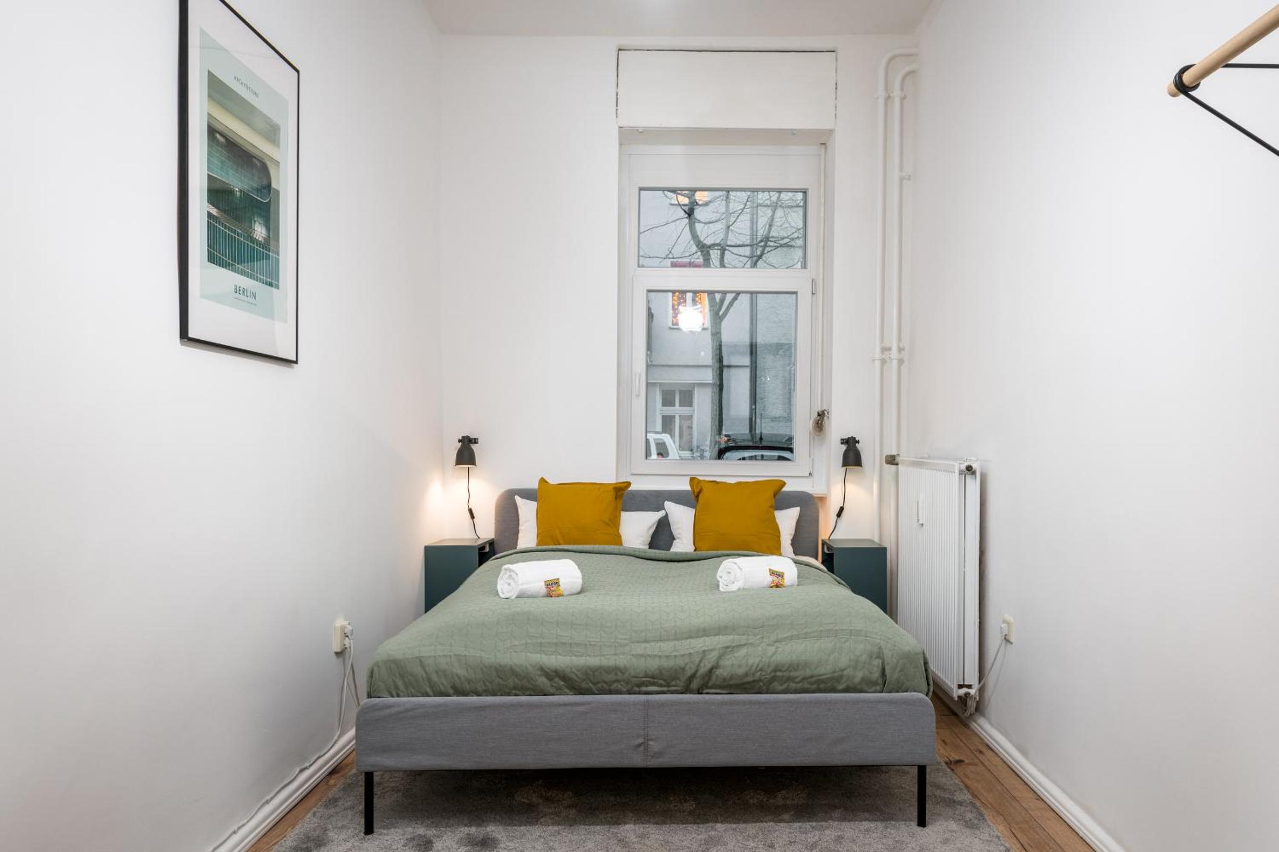 Super Zentral super schöner Altbau in Moabit Rostockerstraße im Herzen von Berlin für bis zu 6 Personen