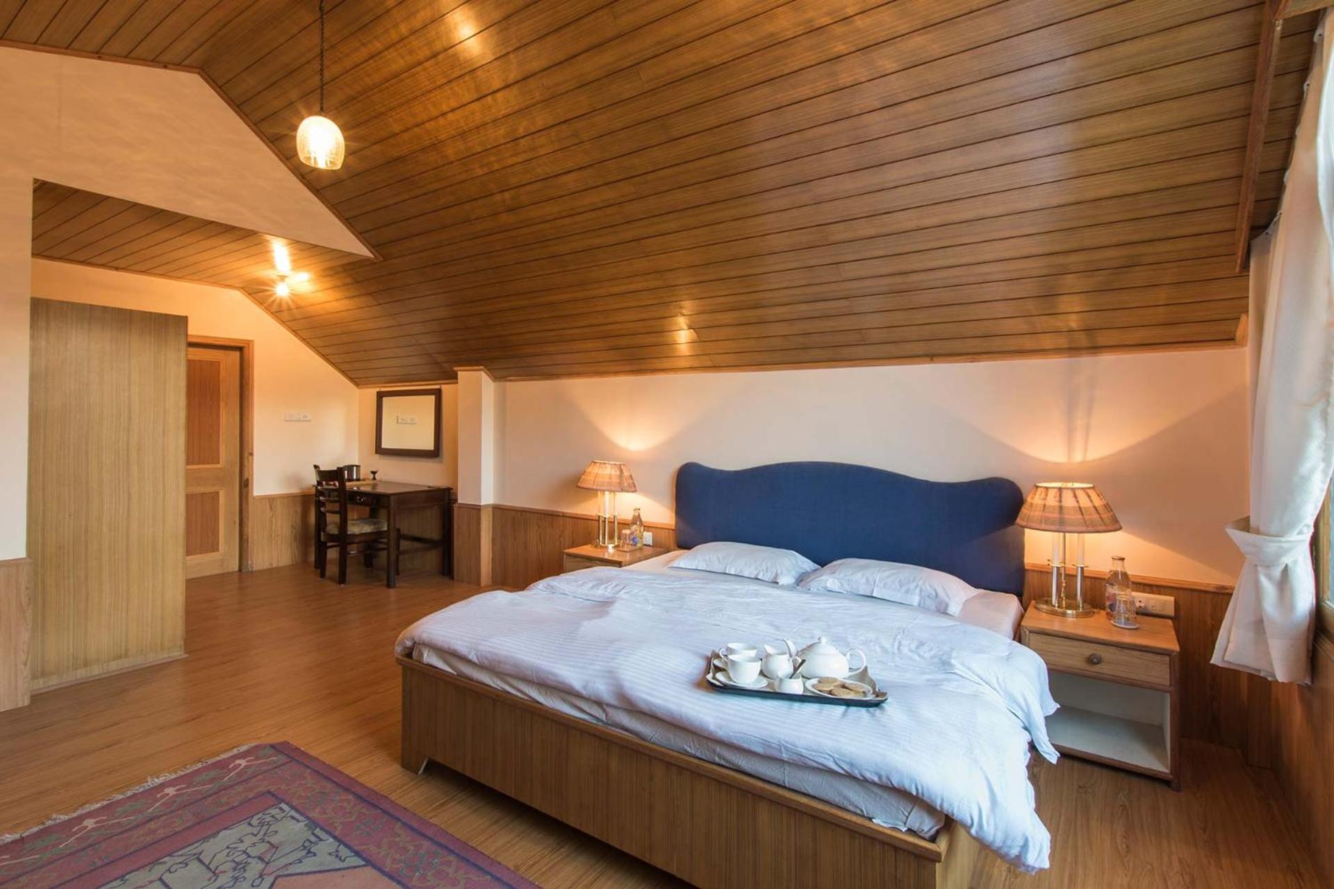 StayVista at Jodhpur House - Heritage Stay, Manali view 5