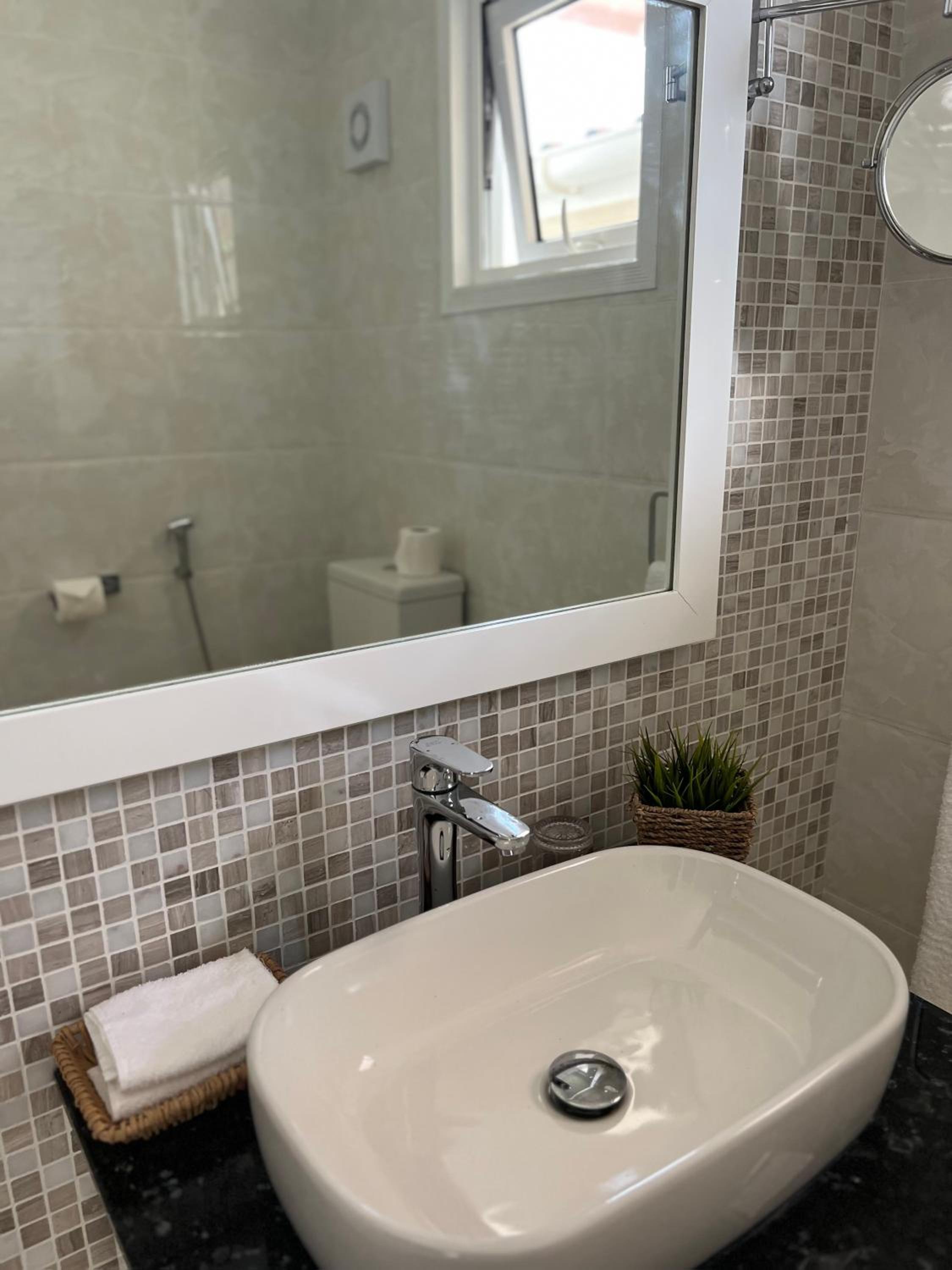 The Runway Lodge photo 2