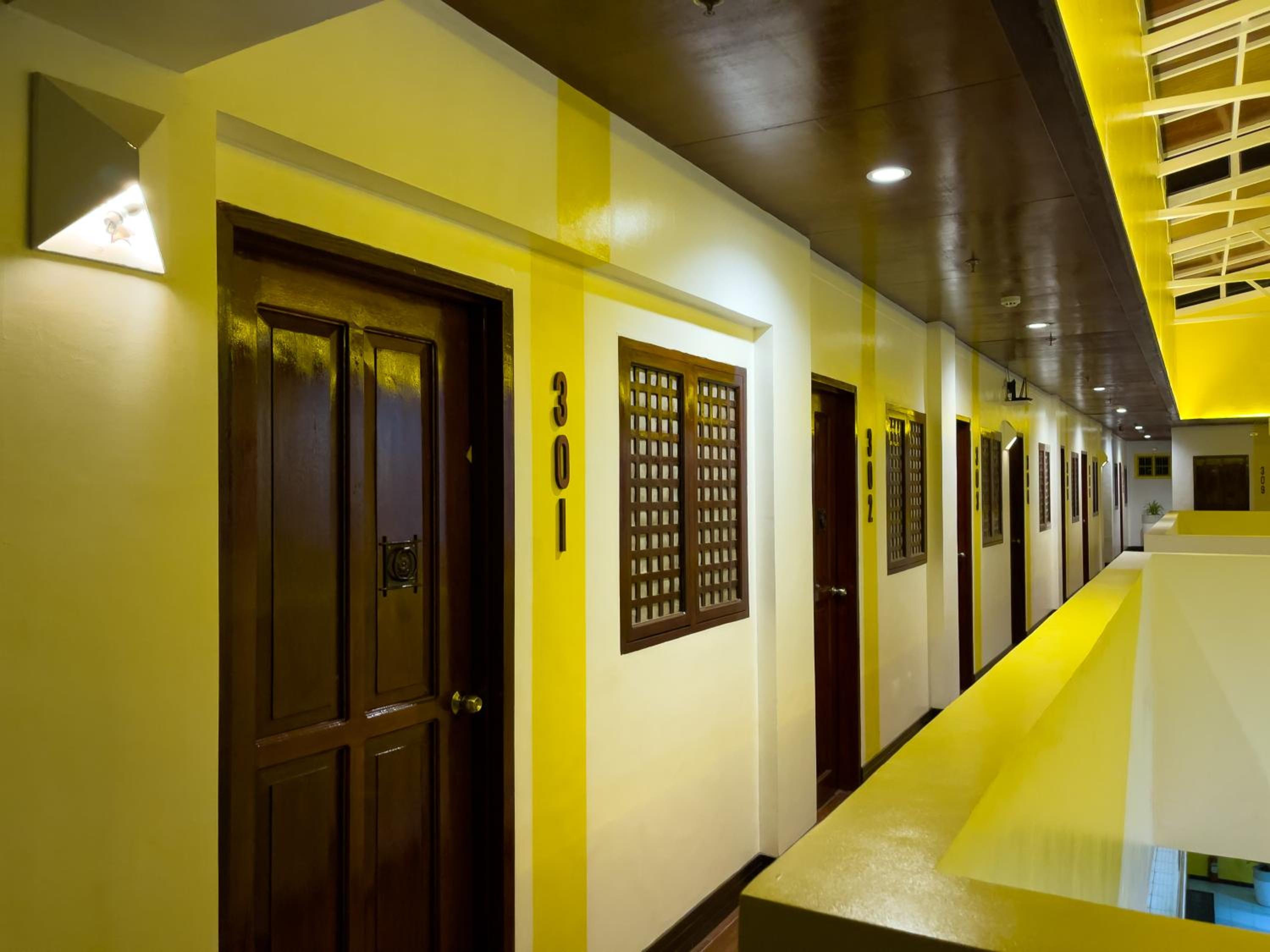Corazon Tourist Inn