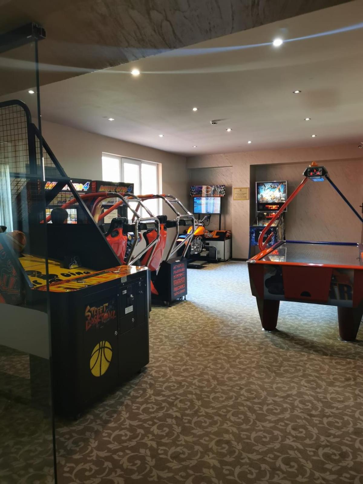 activities & amenities
