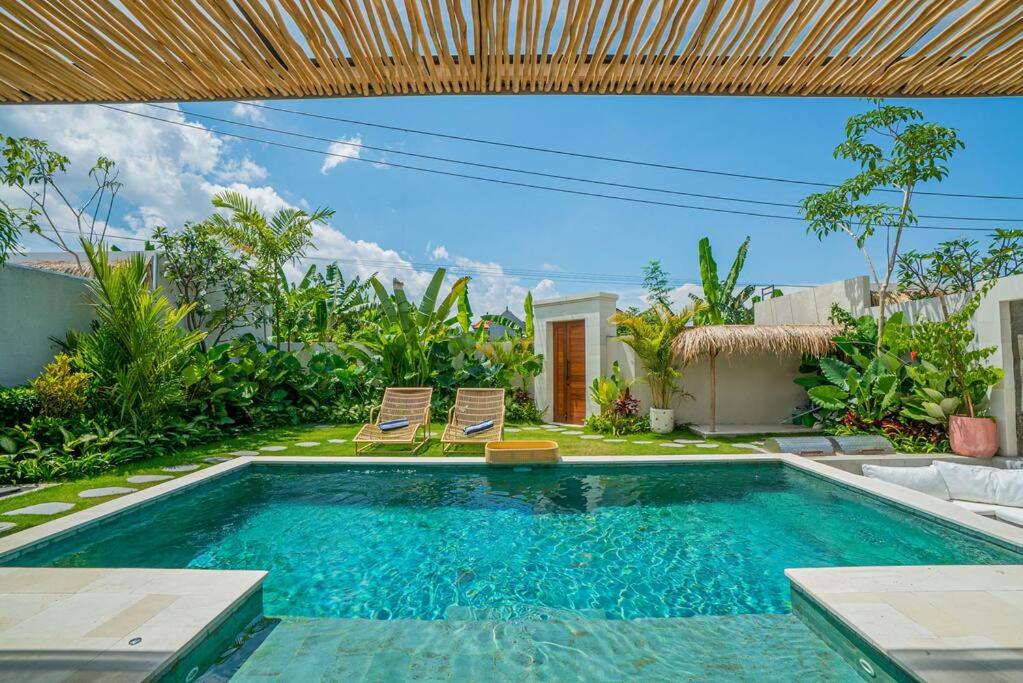 Sun Garden Villa - 2BR Villa in Kerobokan