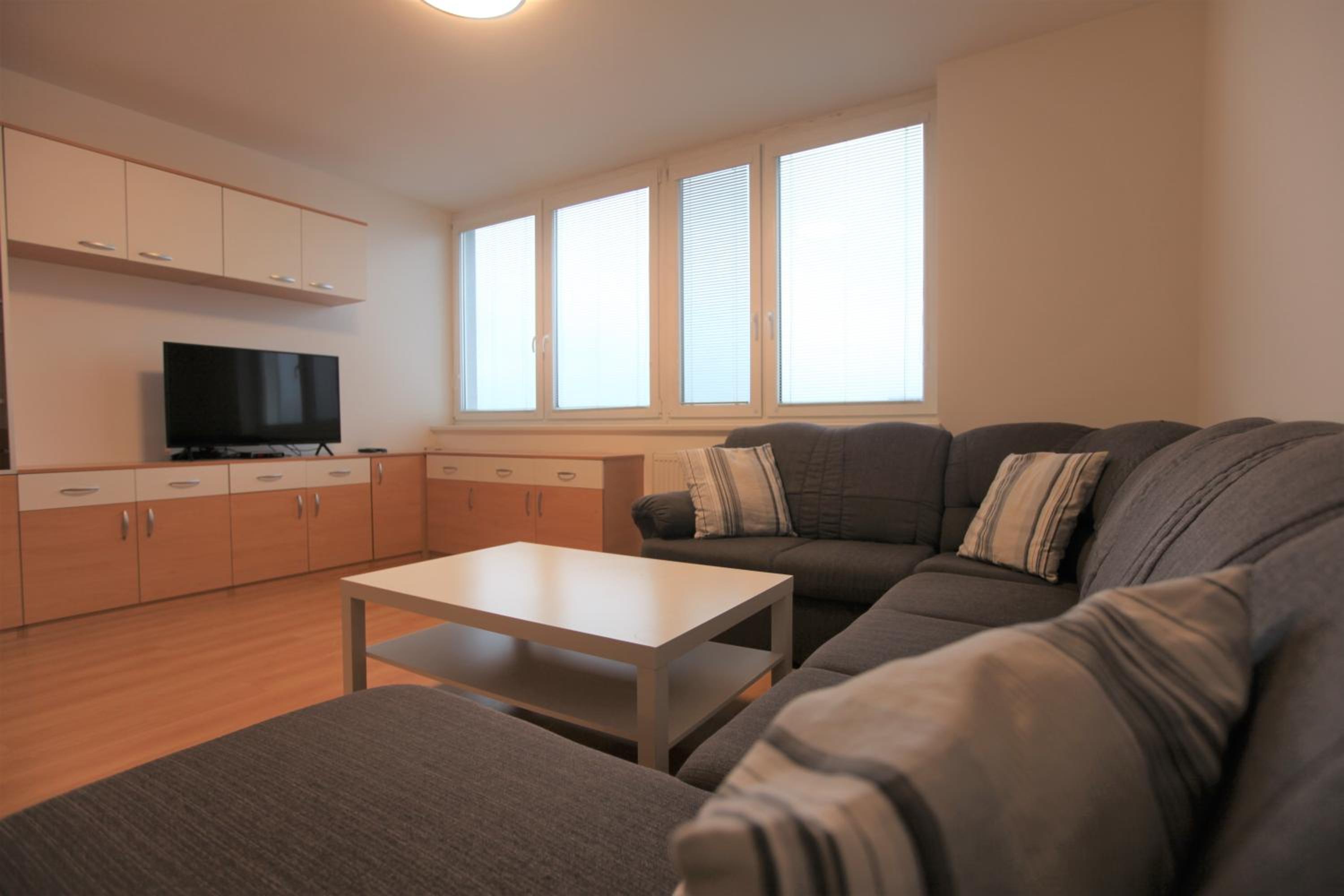 SAG 12th floor Koloseo residence Lake view Free parking view 3