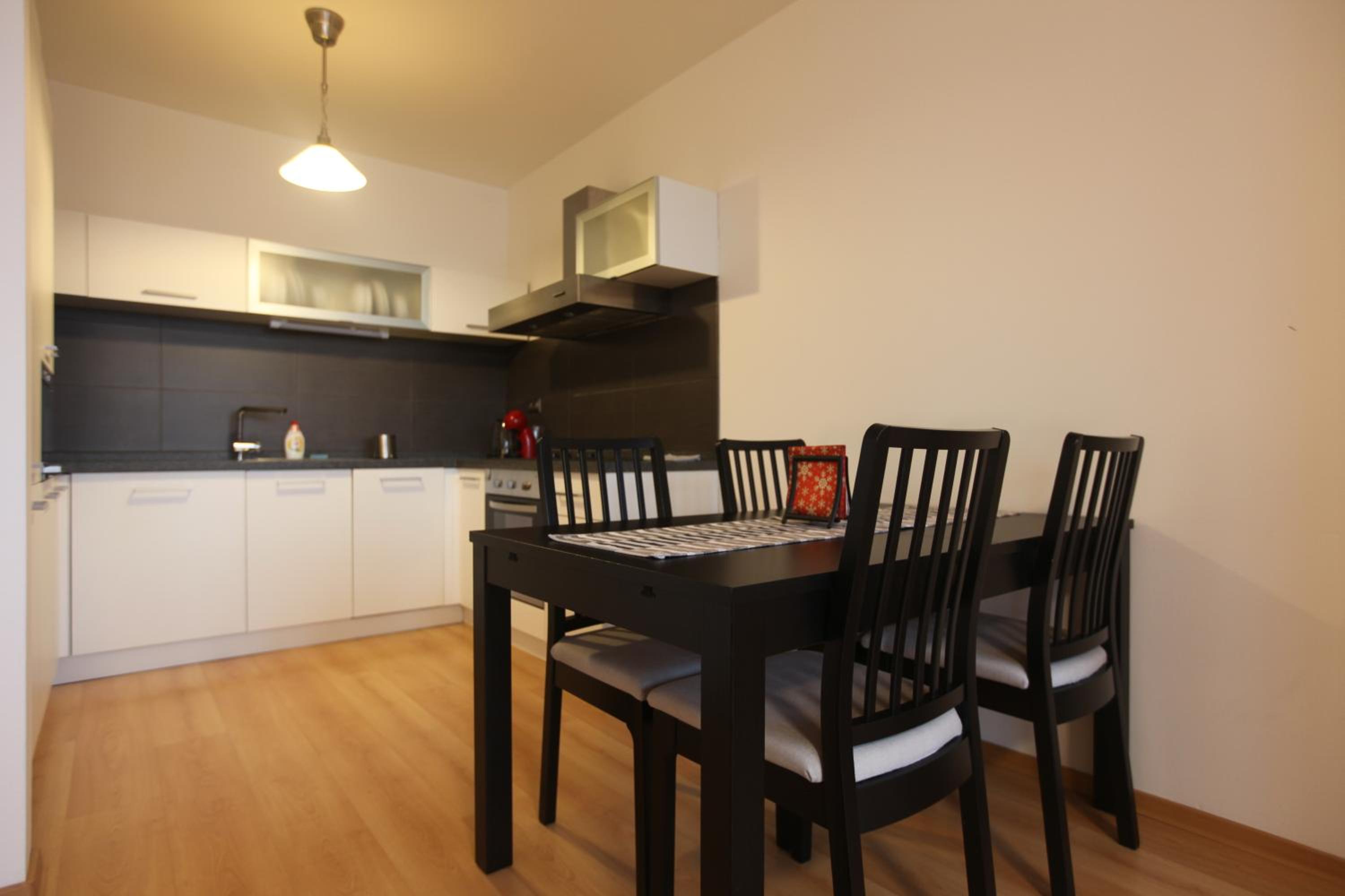 SAG 12th floor Koloseo residence Lake view Free parking view 4