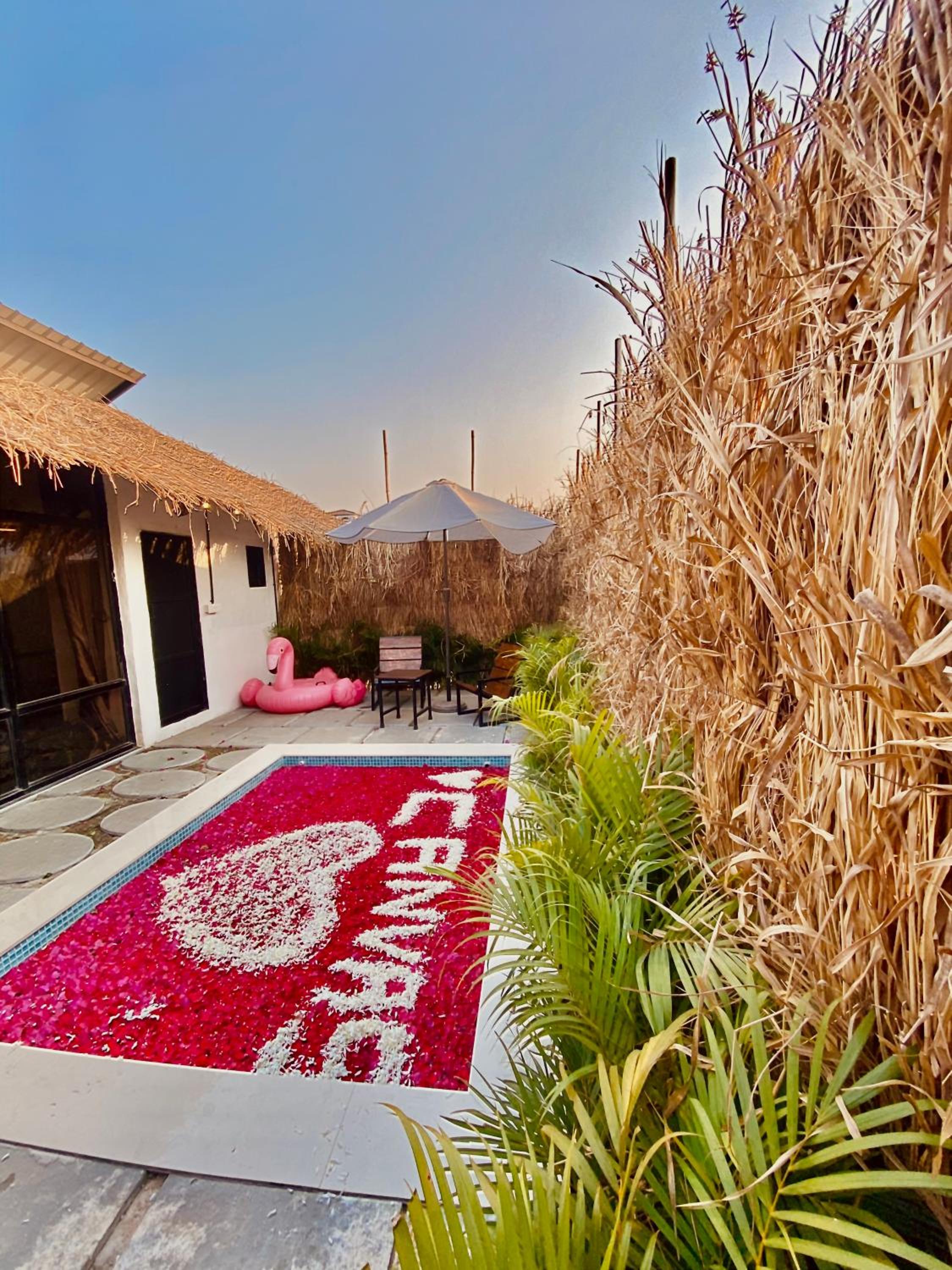 Lonavala Vacations - ROOM with PRIVATE POOL BY CANVAS VILLA LONAVLA - Property Image 1