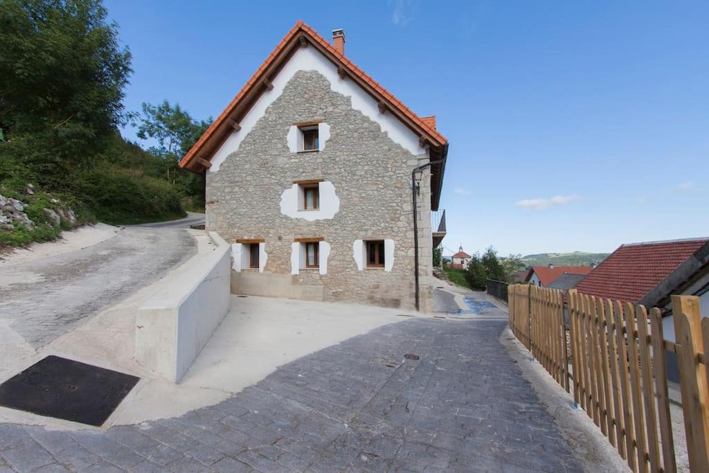 Casa rural Enekoizar