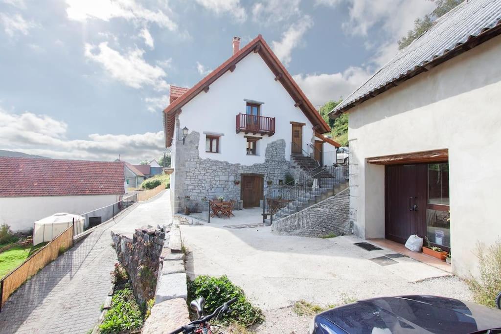 Casa rural Enekoizar