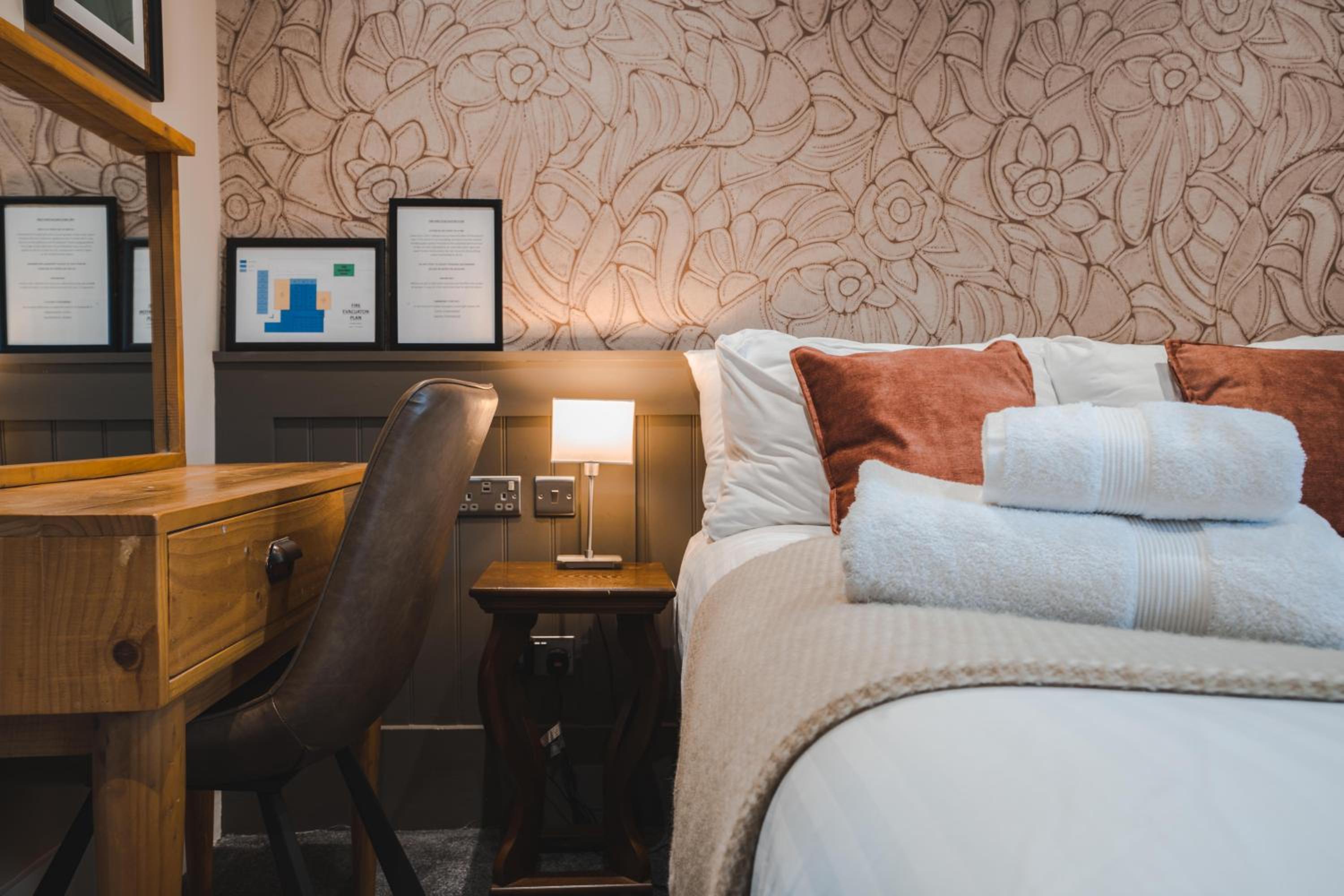 Harper's Steakhouse with Rooms, Southampton Swanwick Marina