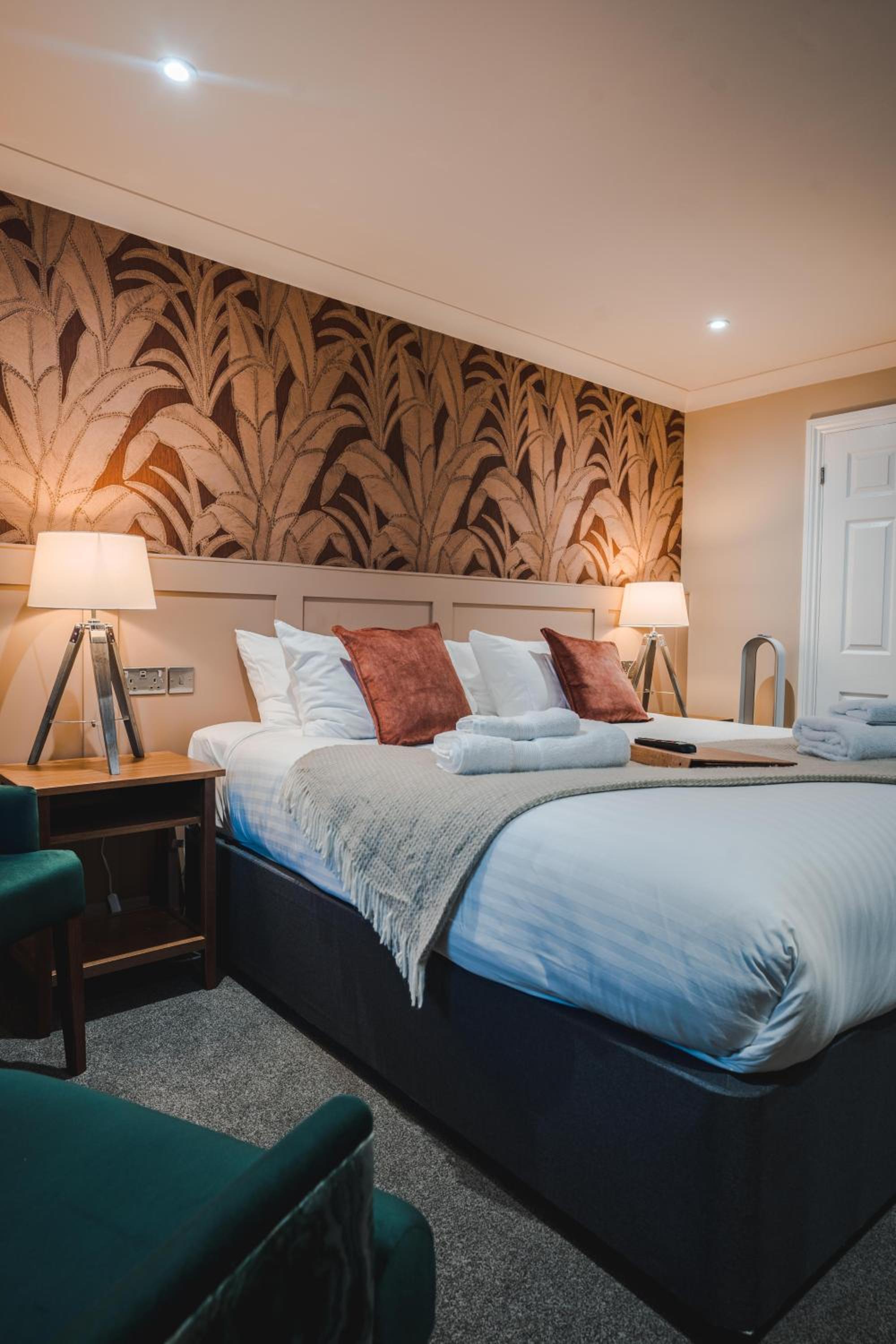 Harper's Steakhouse with Rooms, Southampton Swanwick Marina