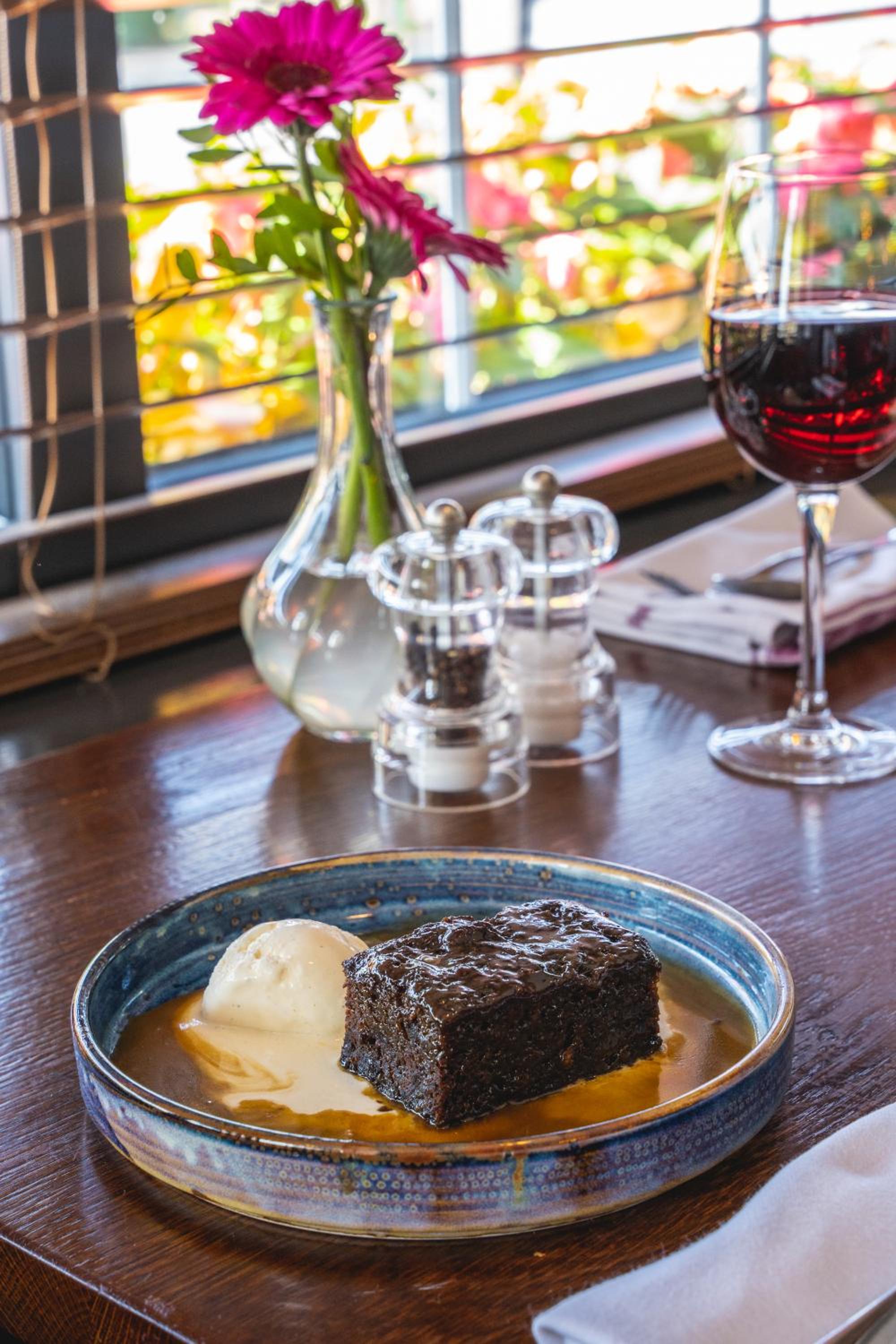 Harper's Steakhouse with Rooms, Southampton Swanwick Marina