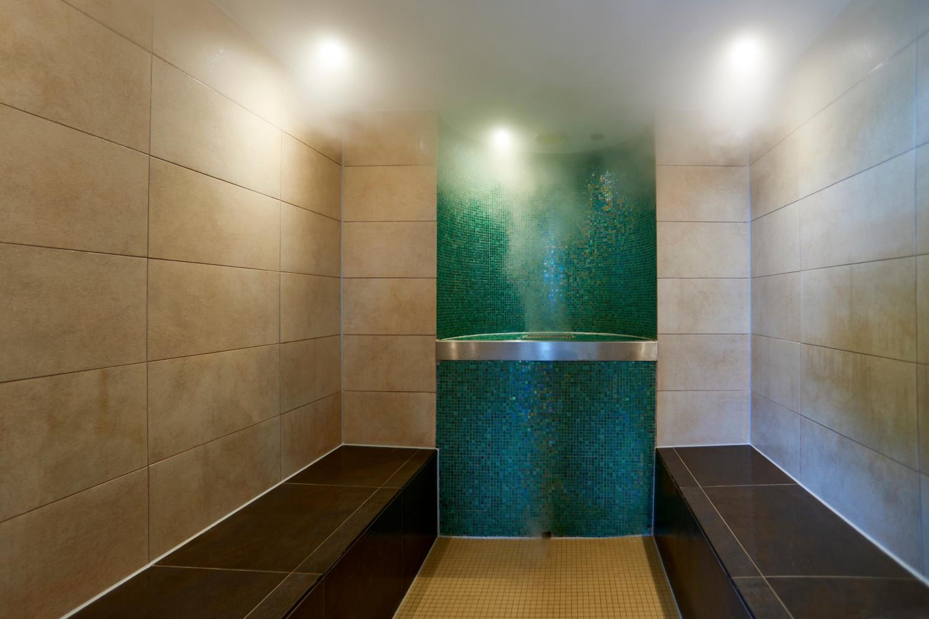 Holiday Inn Berlin Airport - Conference Centre, an IHG Hotel - Property Image 7