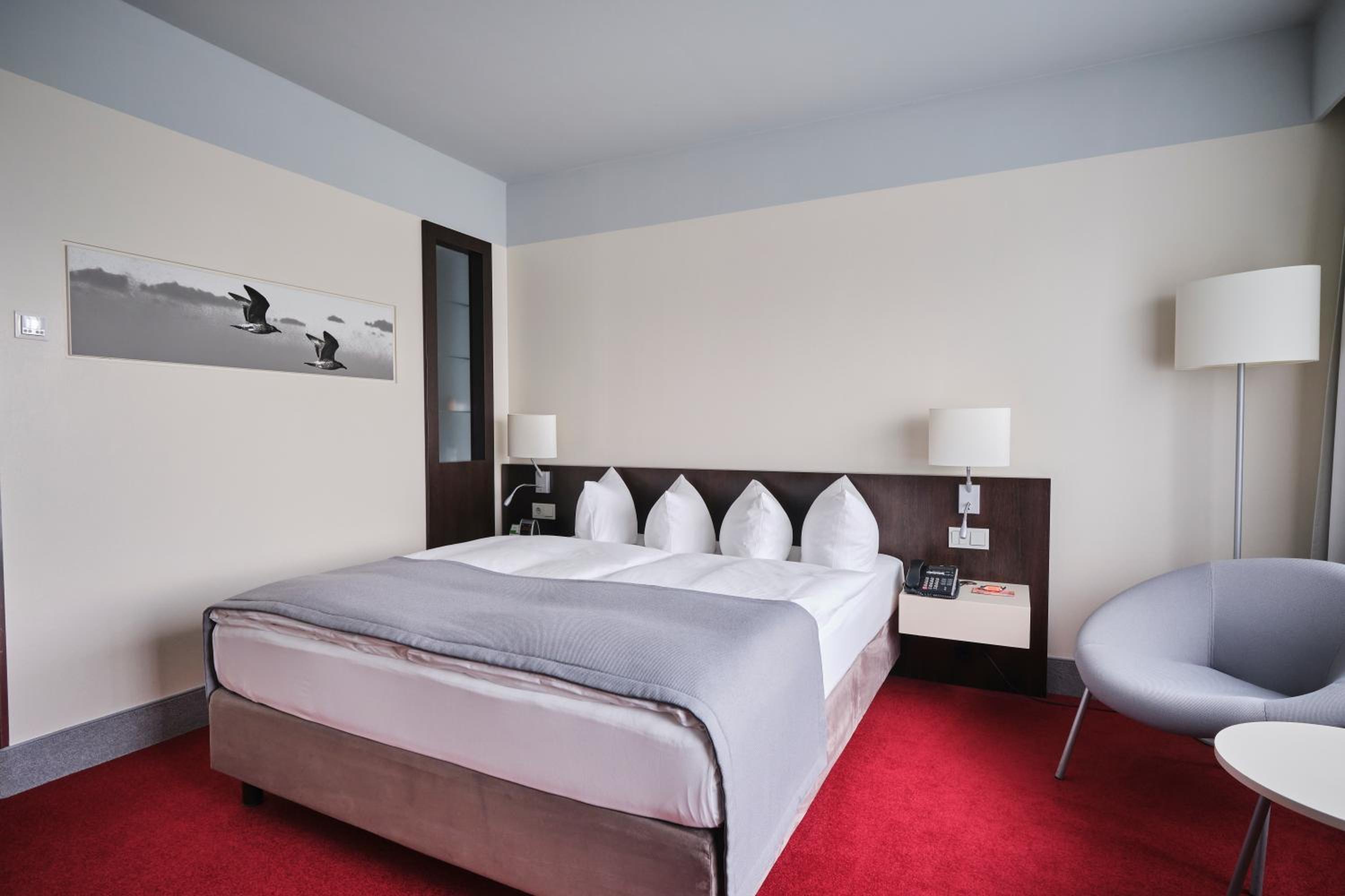 Holiday Inn Berlin Airport - Conference Centre, an IHG Hotel - Property Image 10