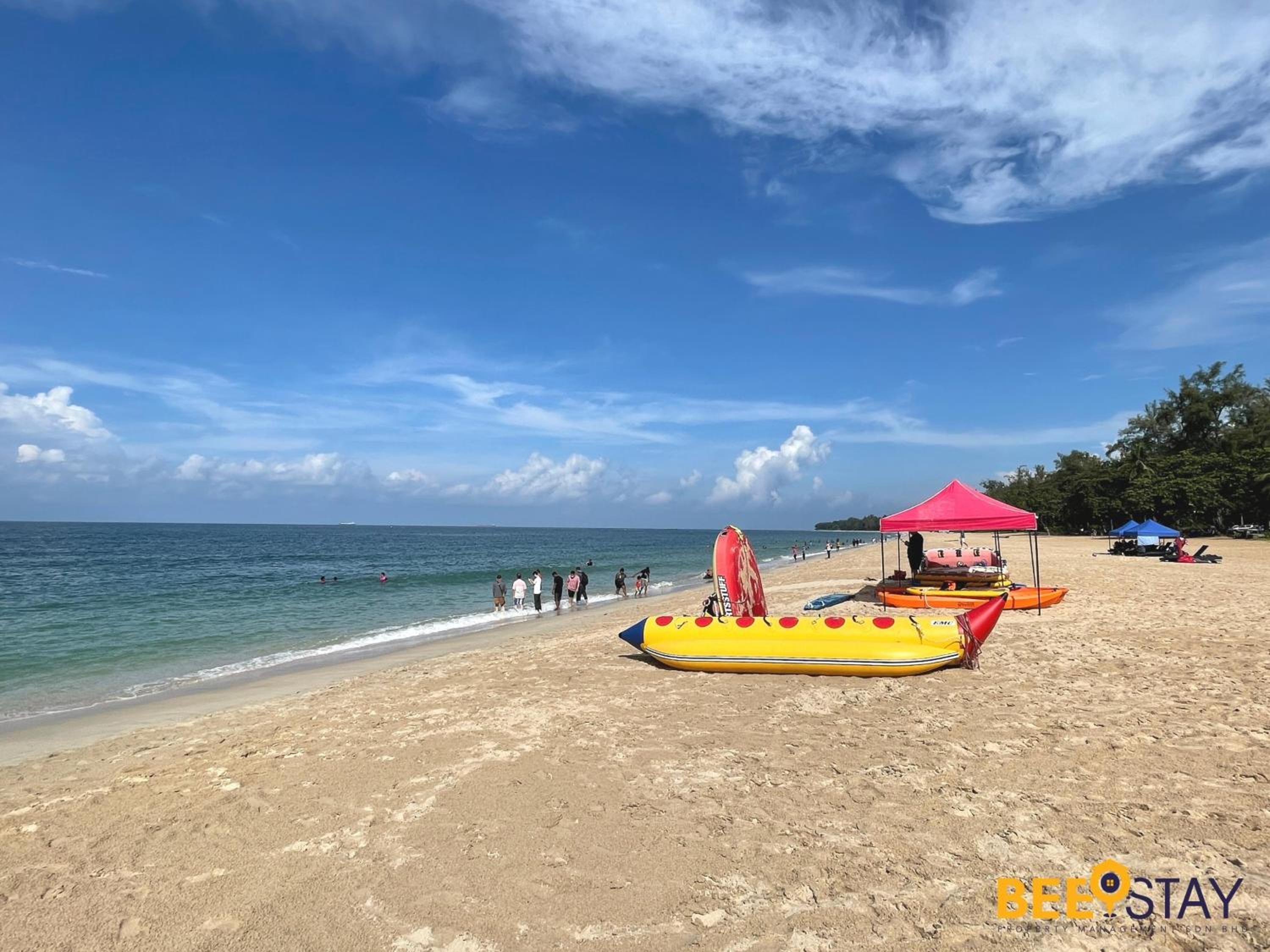 Desaru Arcadia Cozy Huge Villa 11-16pax Wifi Netflix 5 Mins to Desaru Beach photo 5