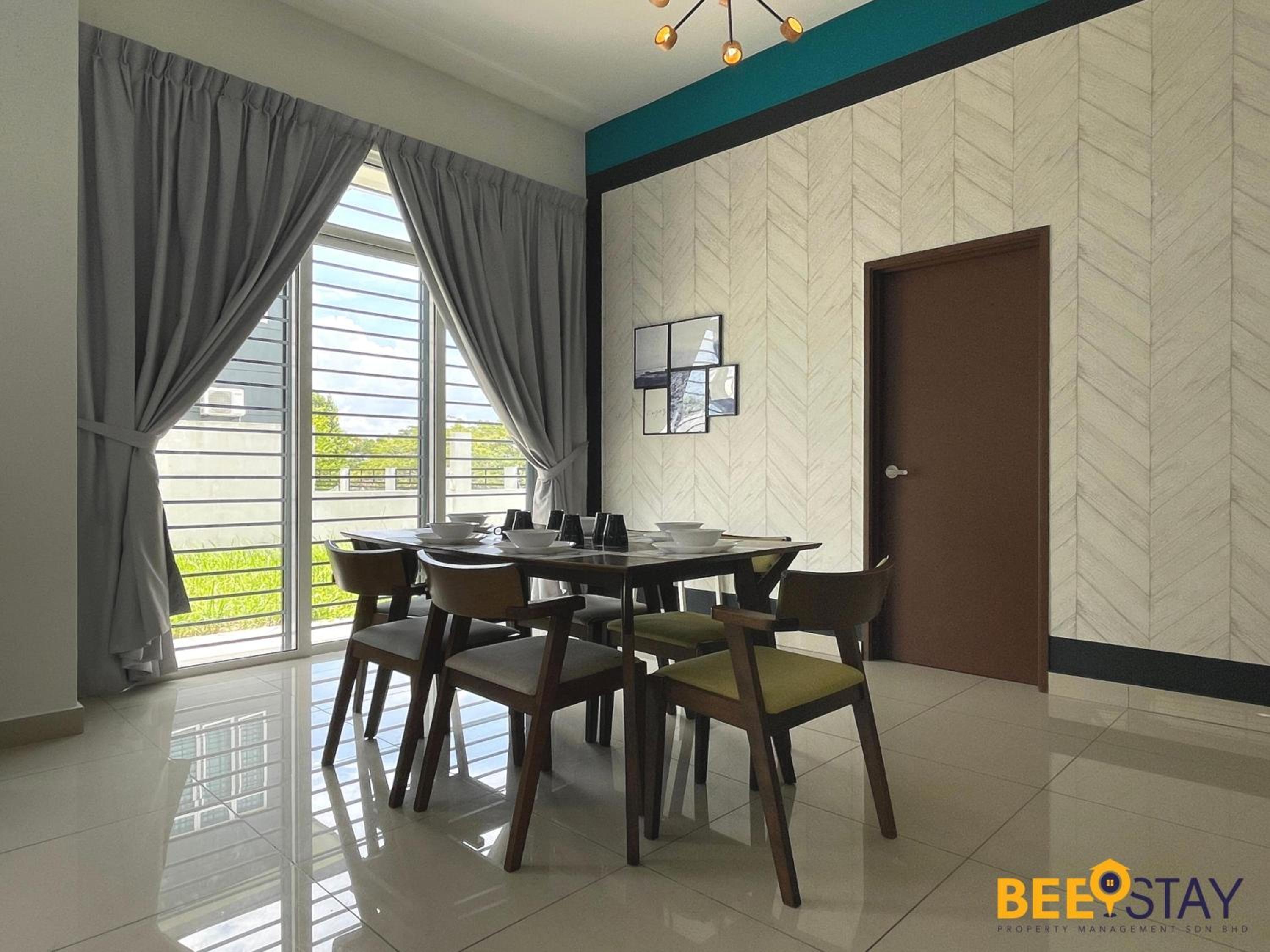 Desaru Arcadia Cozy Huge Villa 11-16pax Wifi Netflix 5 Mins to Desaru Beach photo 4